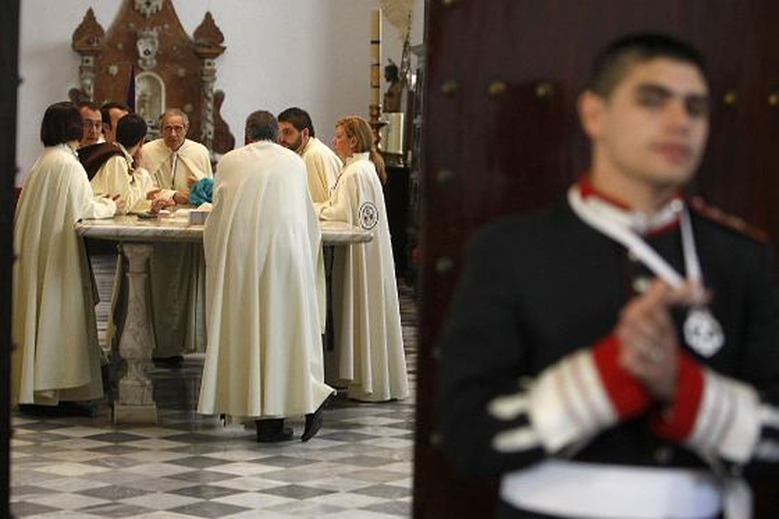 La hermandad del Prendimiento, otra de las afectadas por las lluvias en este Lunes Santo.  Foto: Jose Braza