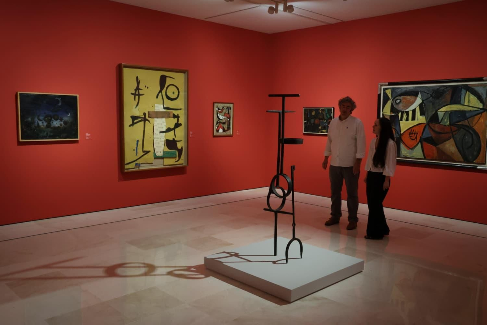 La exposición 'Telúricos y primitivos' en el Museo Thyssen de Málaga, en imágenes