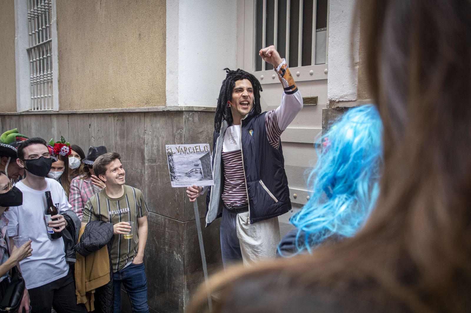 Imágenes del domingo de Carnaval ilegal en Cádiz