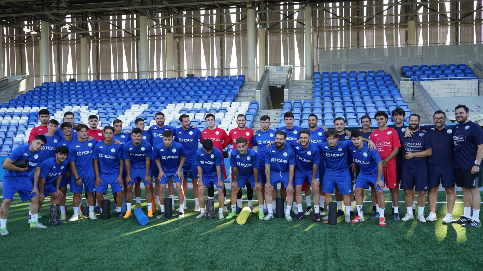 La plantilla del Ciudad de Lucena, en su primer día de trabajo de pretemporada.