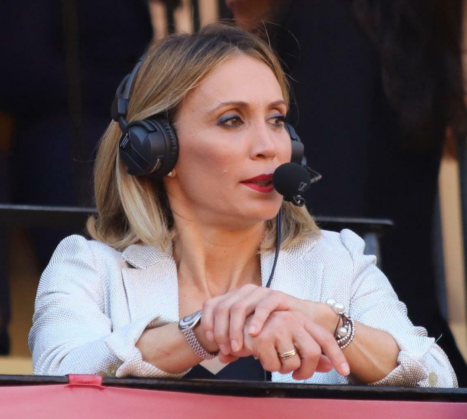 Cristina Sánchez retrasmite como comentarista para Movistar + todas las corridas desde la Maestranza