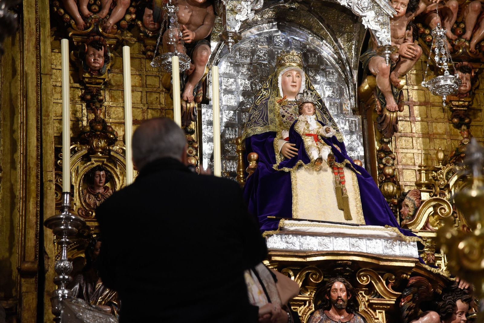 La Virgen de los Reyes, tras las labores de conservación practicadas por Enrique Gutiérrez Carrasquilla.
