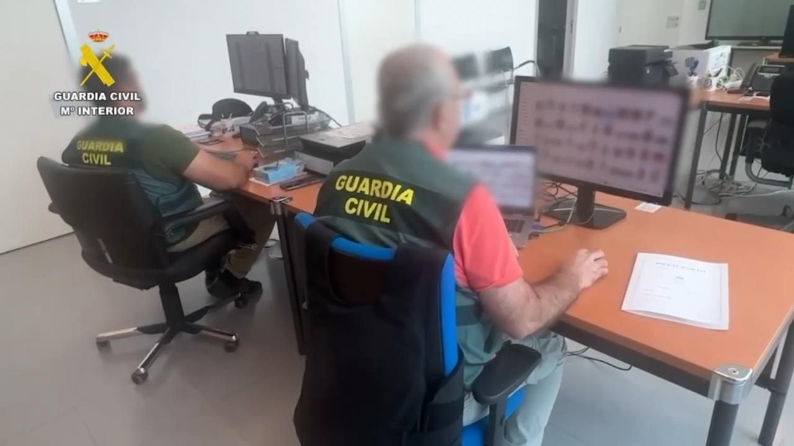 Se hacía pasar por manager deportivo para abusar presuntamente de 61 menores