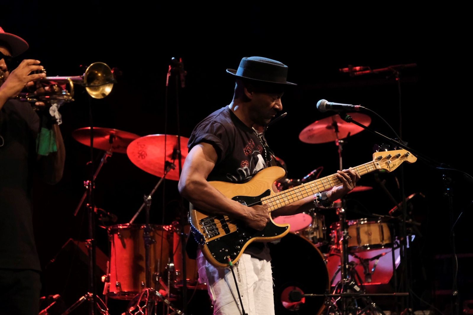 El concierto de Marcus Miller en el Festival de la Guitarra de Córdoba, en imágenes