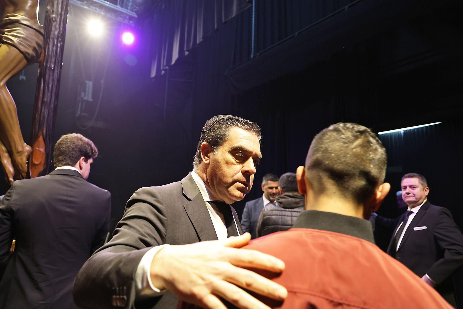 Las mejores imágenes del traslado del Cristo de la Pasión al Centro Penitenciario de Huelva