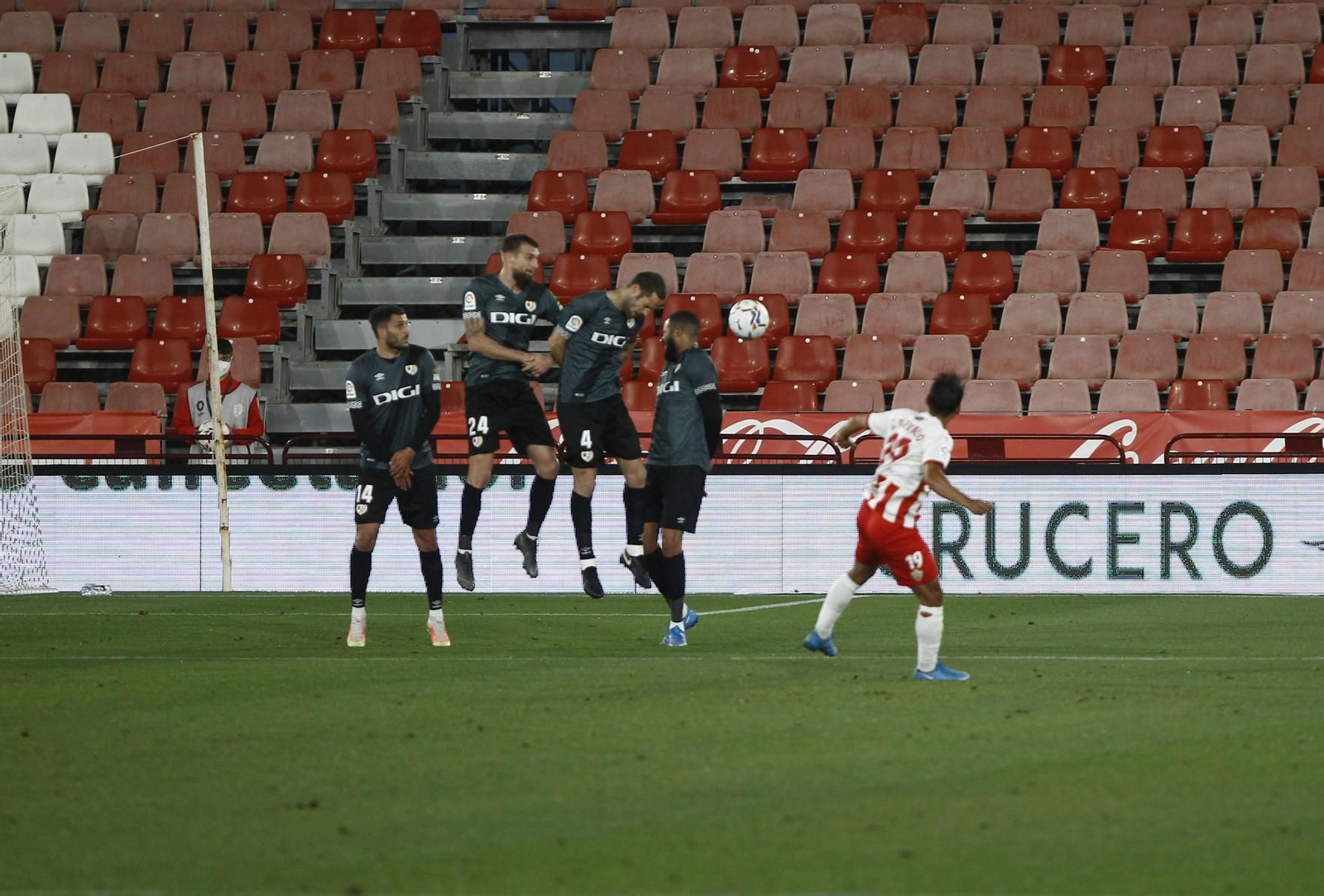 Fotogalería U.D. Almería-Rayo Vallecano