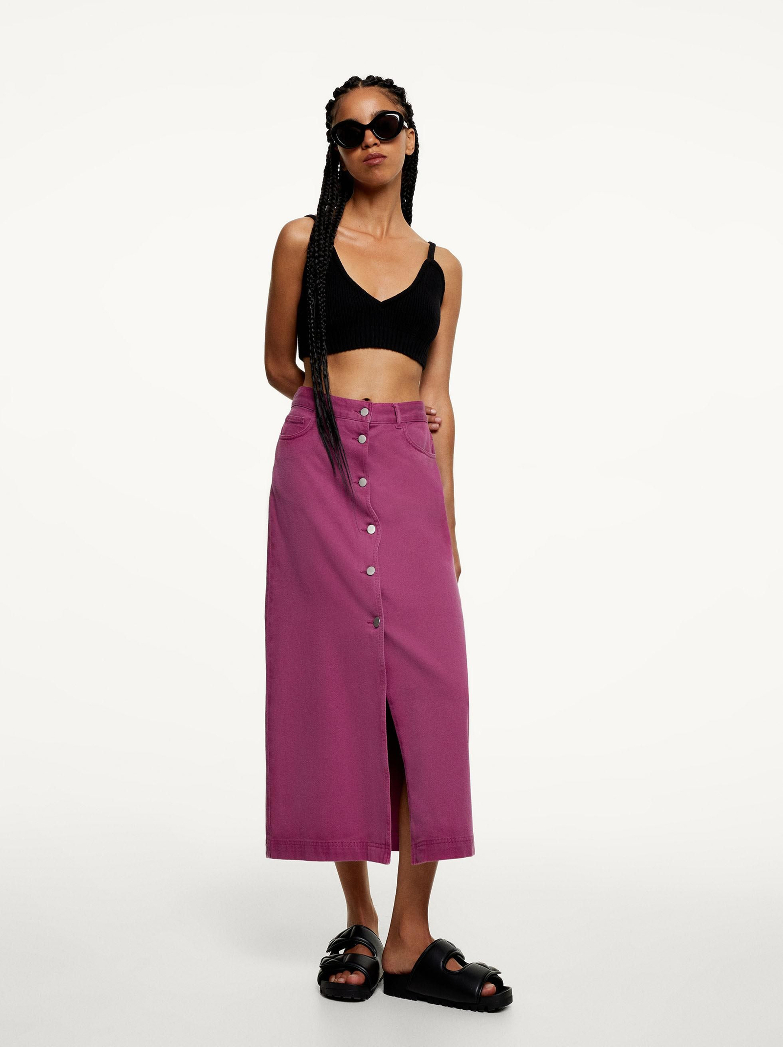 Falda vaquera rosa de Parfois.