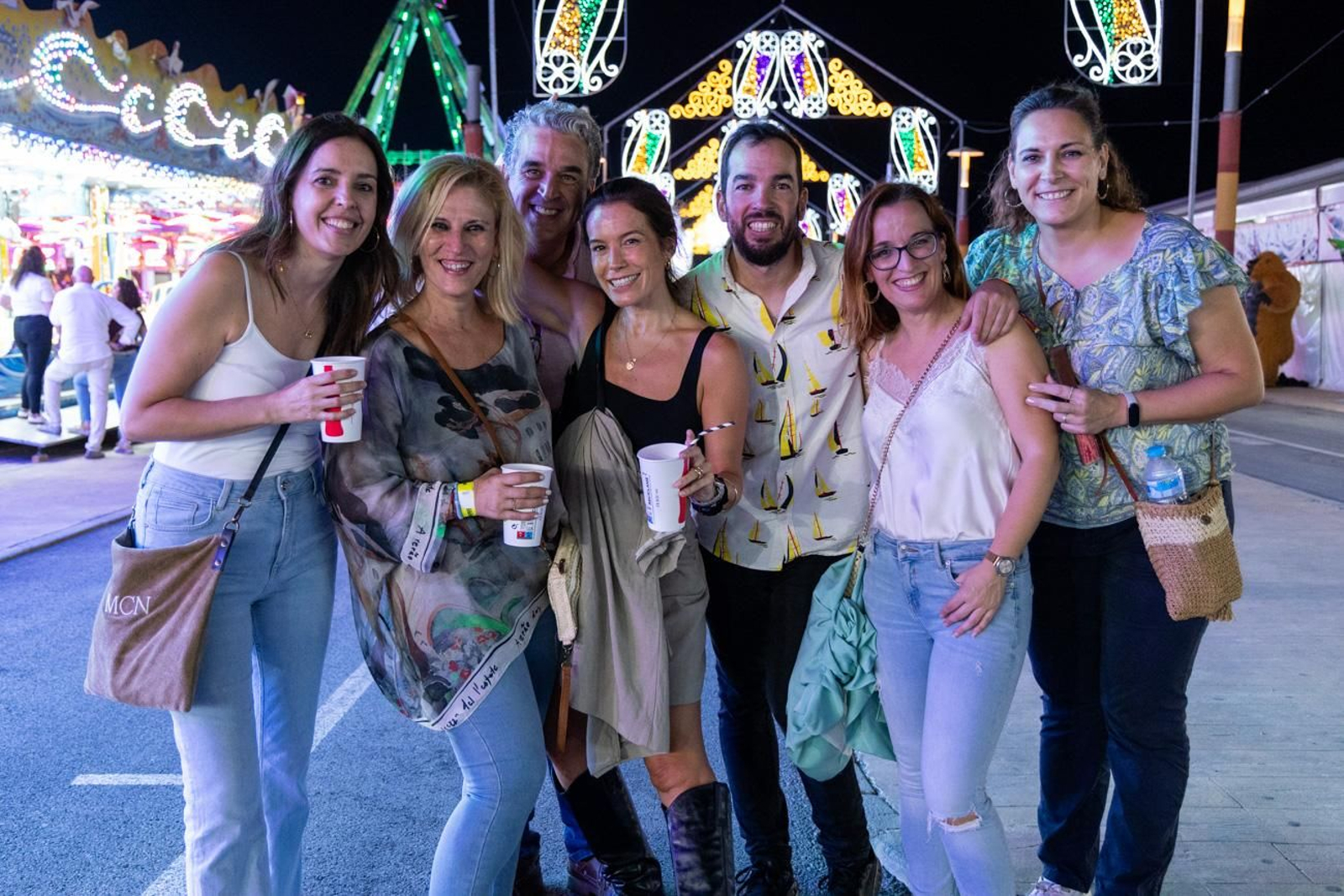 Los jiennenses disfrutan una noche más de la Feria de San Lucas