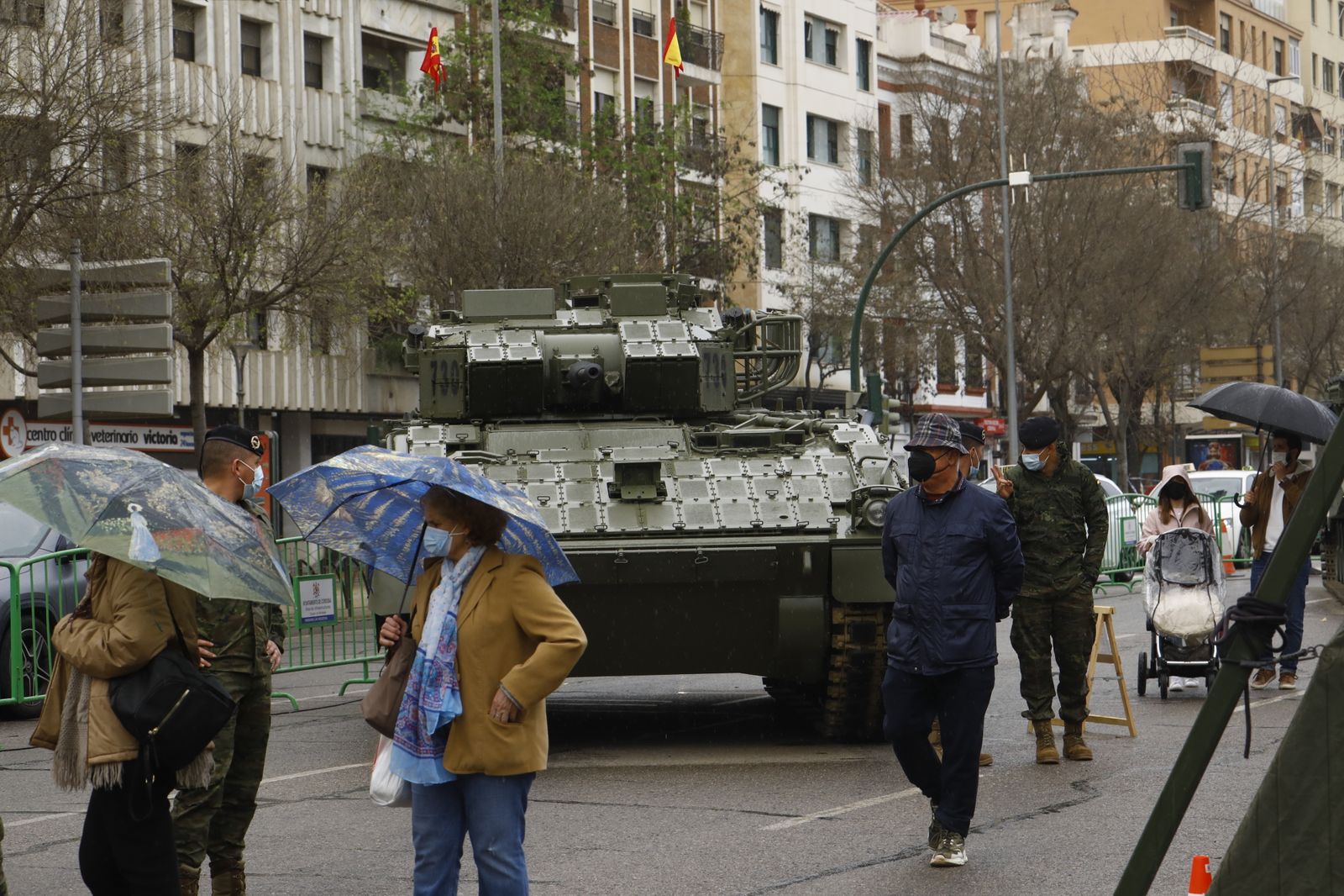 Las fotografías de la exposición de armamento de la Brigada de Córdoba