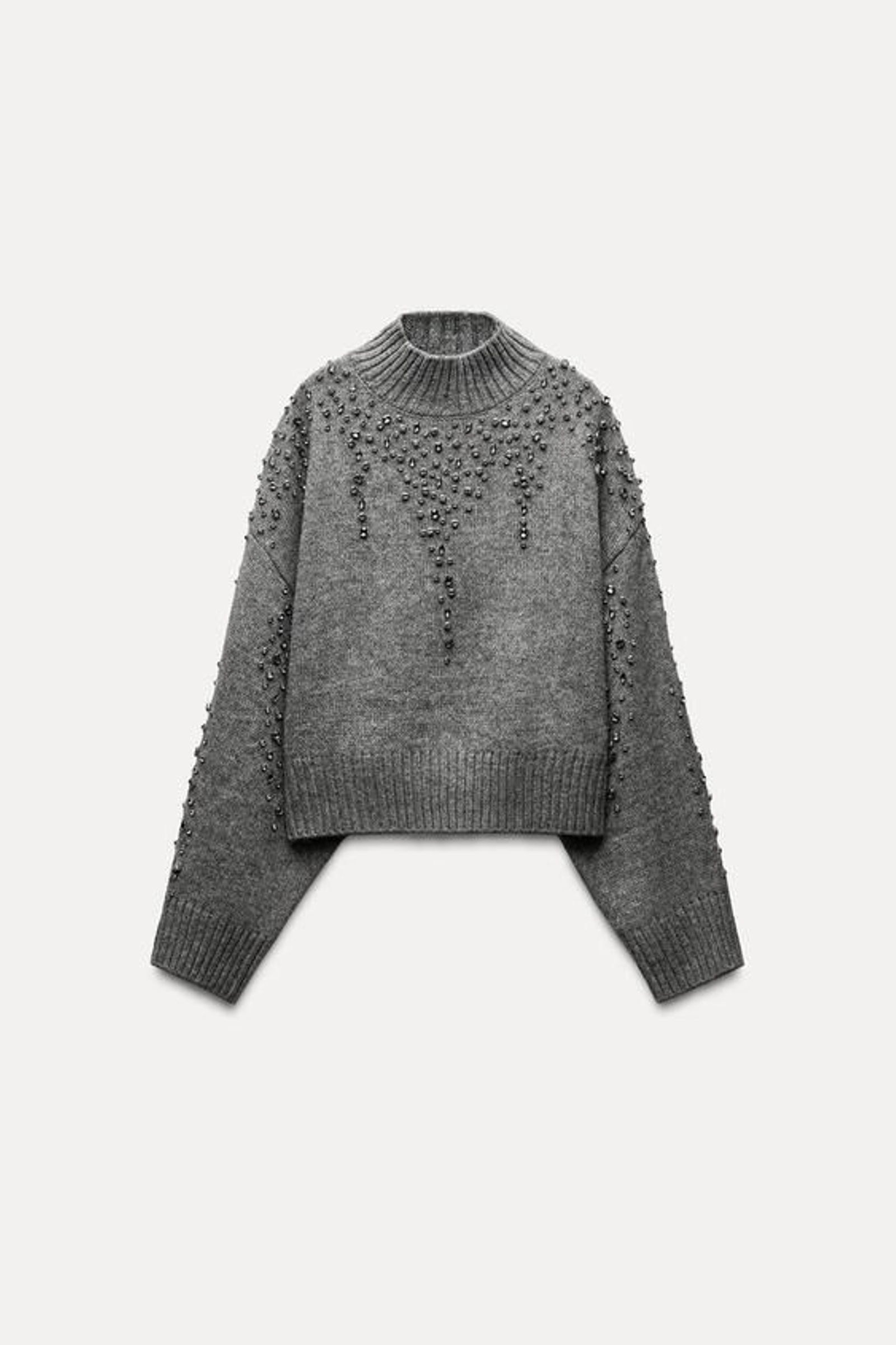 Jersey de lentejuelas de Zara.