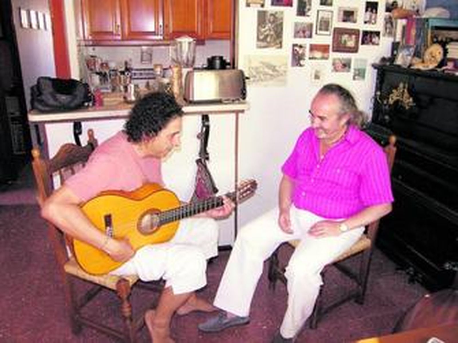 El cantaor almeriense lleva una gran trayectoria de espectáculos.