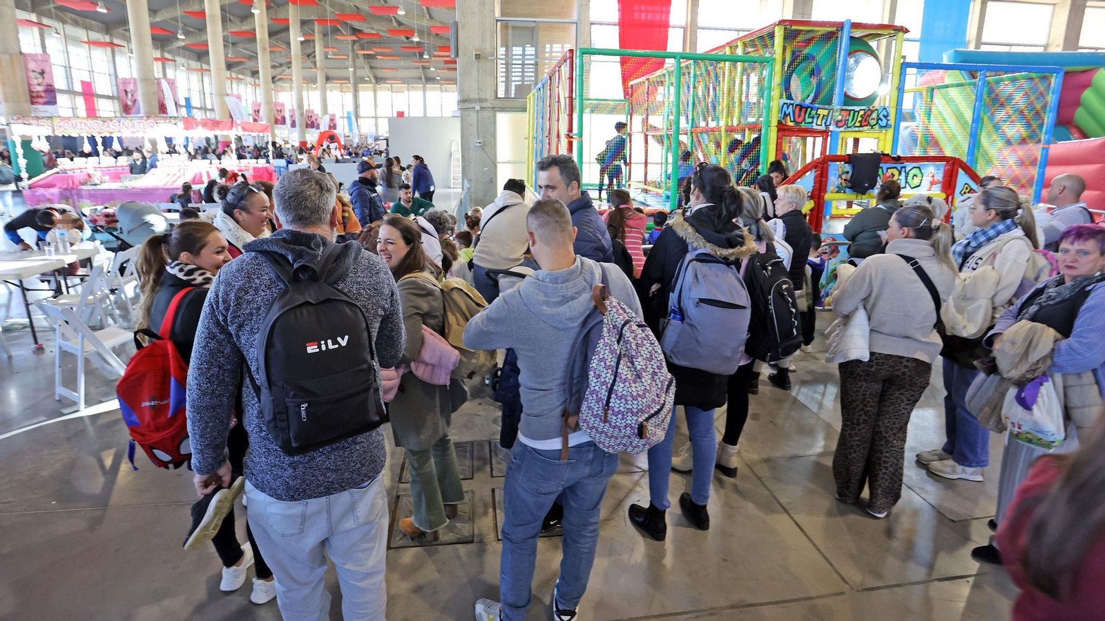 Imágenes del primer día de Juvelandia en Jerez