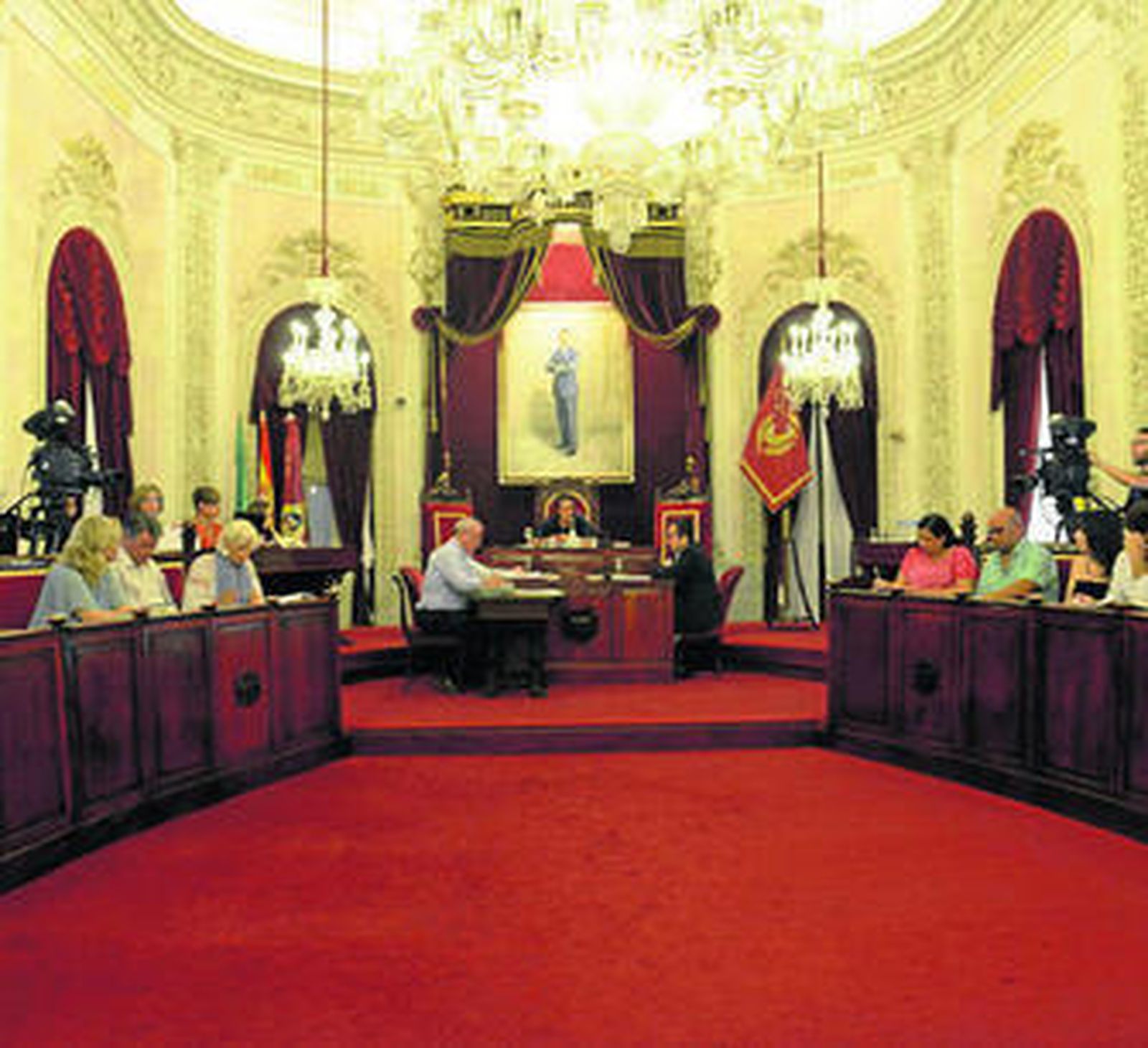 El Salón de Plenos volverá a reunir mañana a los concejales de la Corporación municipal.