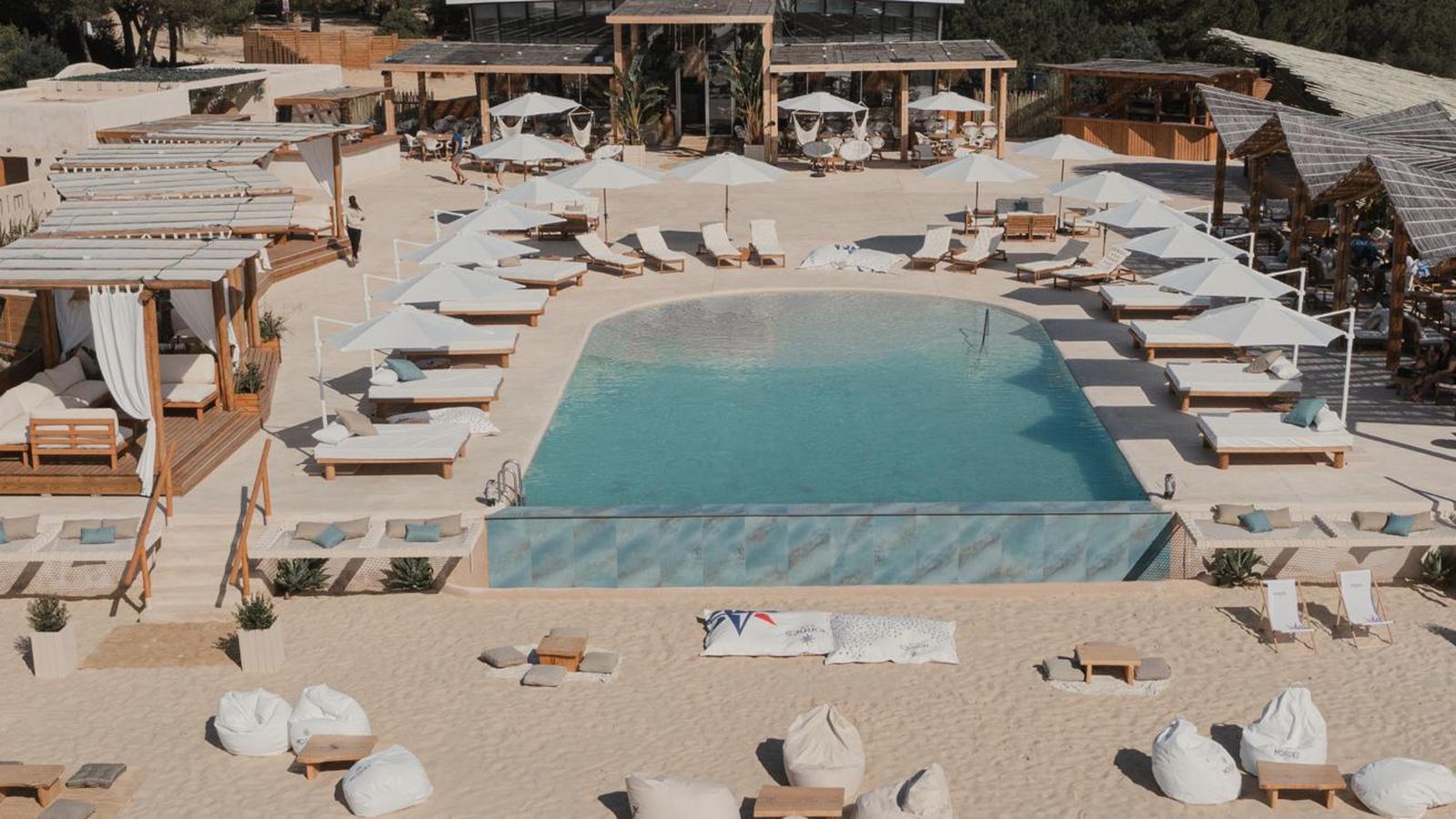 Mimi Pool Club / Parque de las Batallas (Novo Sancti Petri, Chiclana)