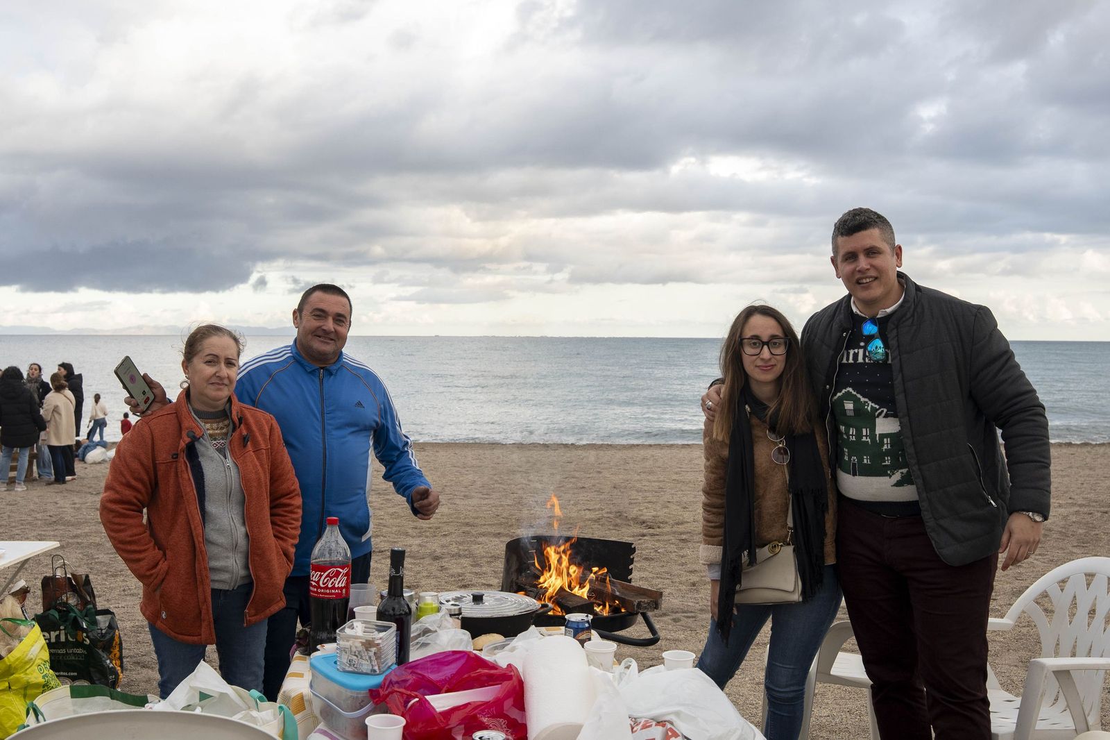 Las moragas reúnen a miles de personas en Roquetas para celebrar el final de año