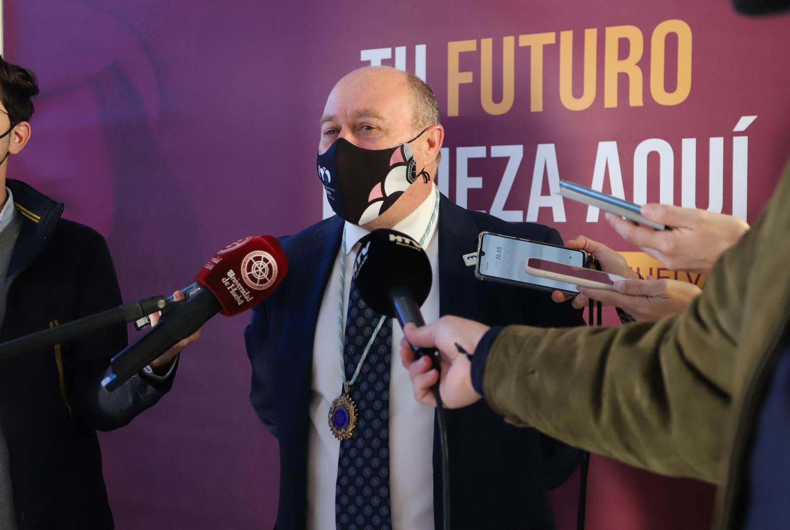 Imágenes del acto en la Universidad de Huelva del 33º aniversario del 3-M