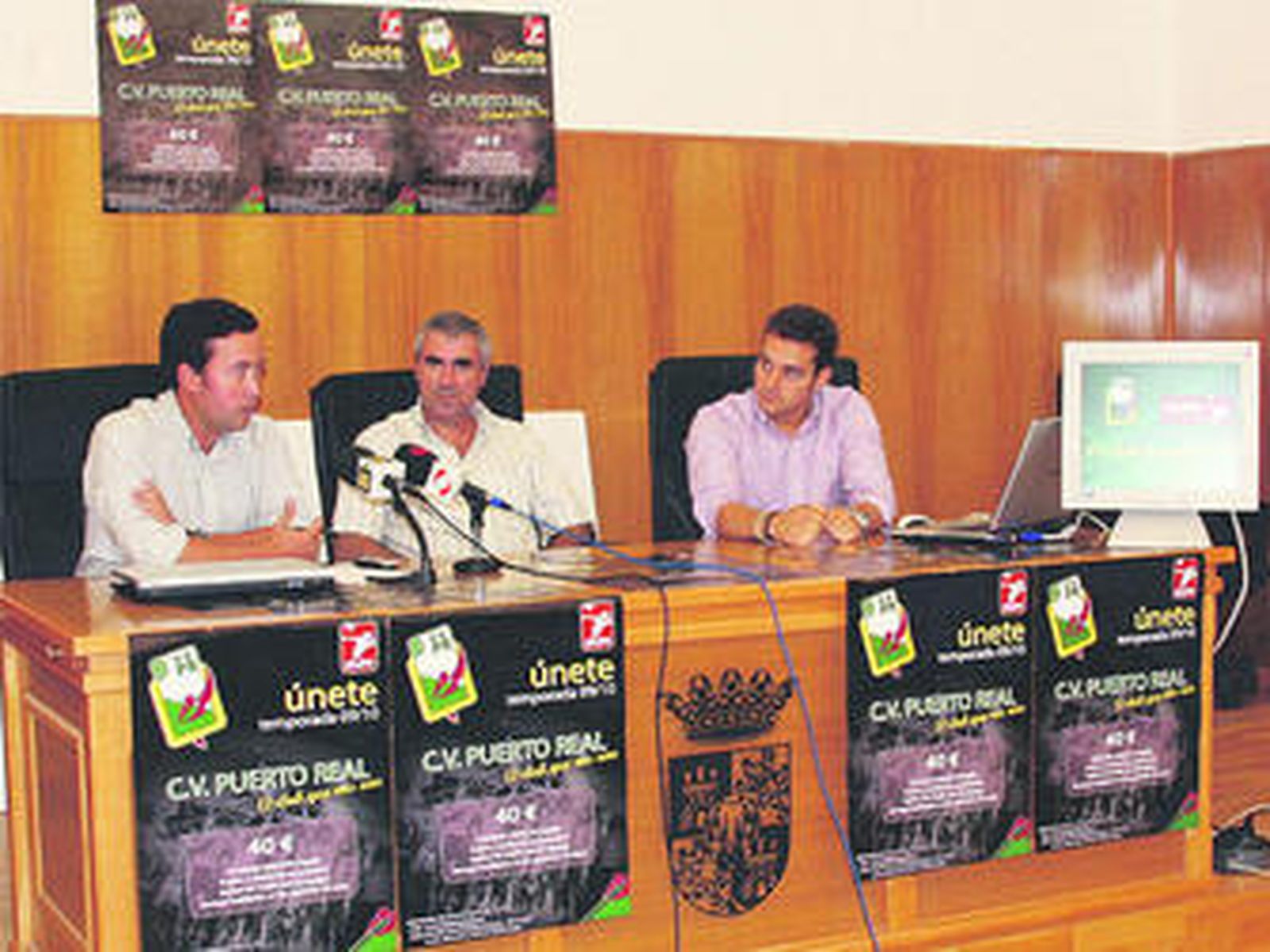Luis Mora, Federico Paz y el presidente José María Cantero, durante la presentación de la campaña.