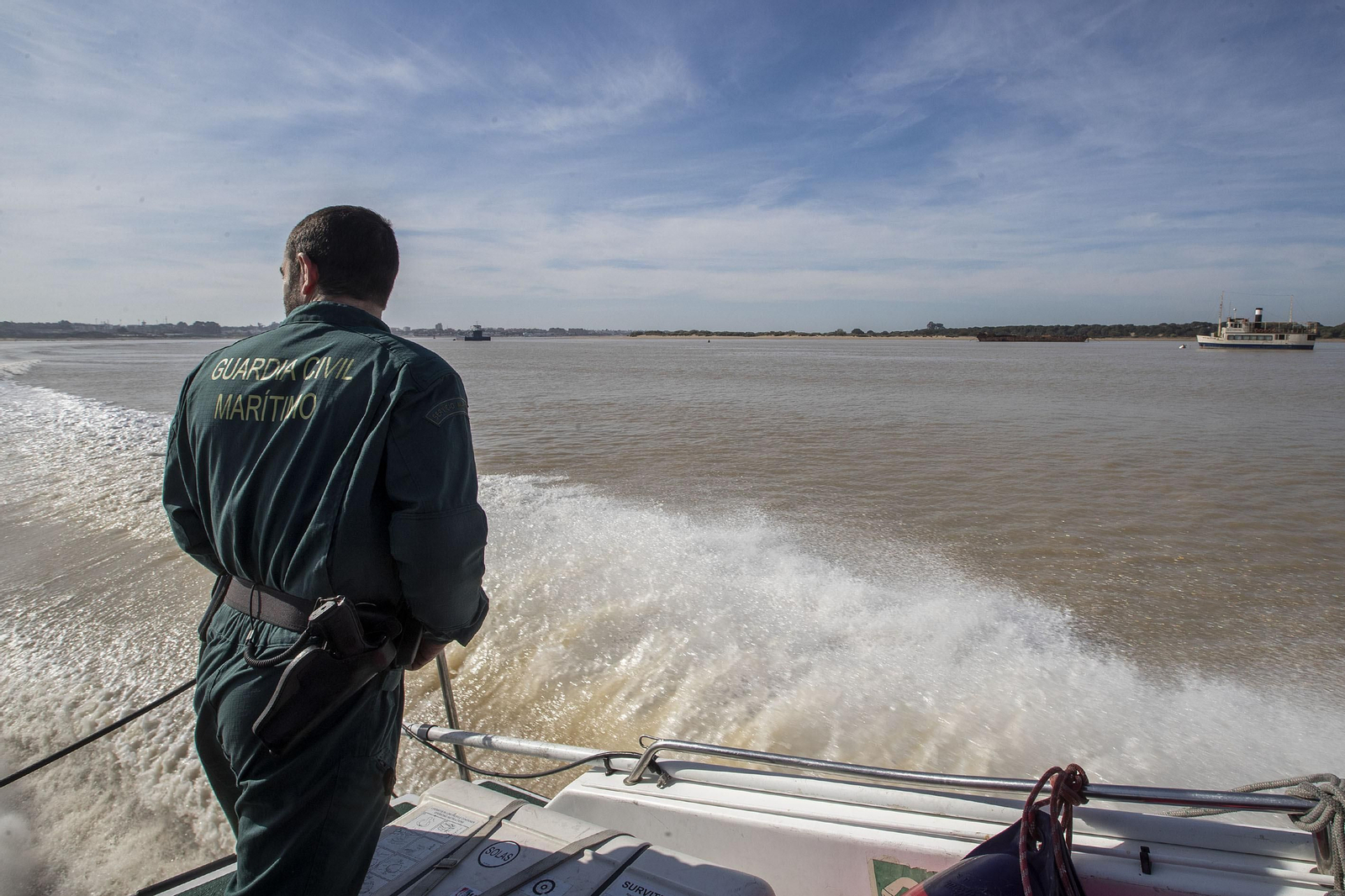Operación Ave  fenix contra la pesca  de la angula