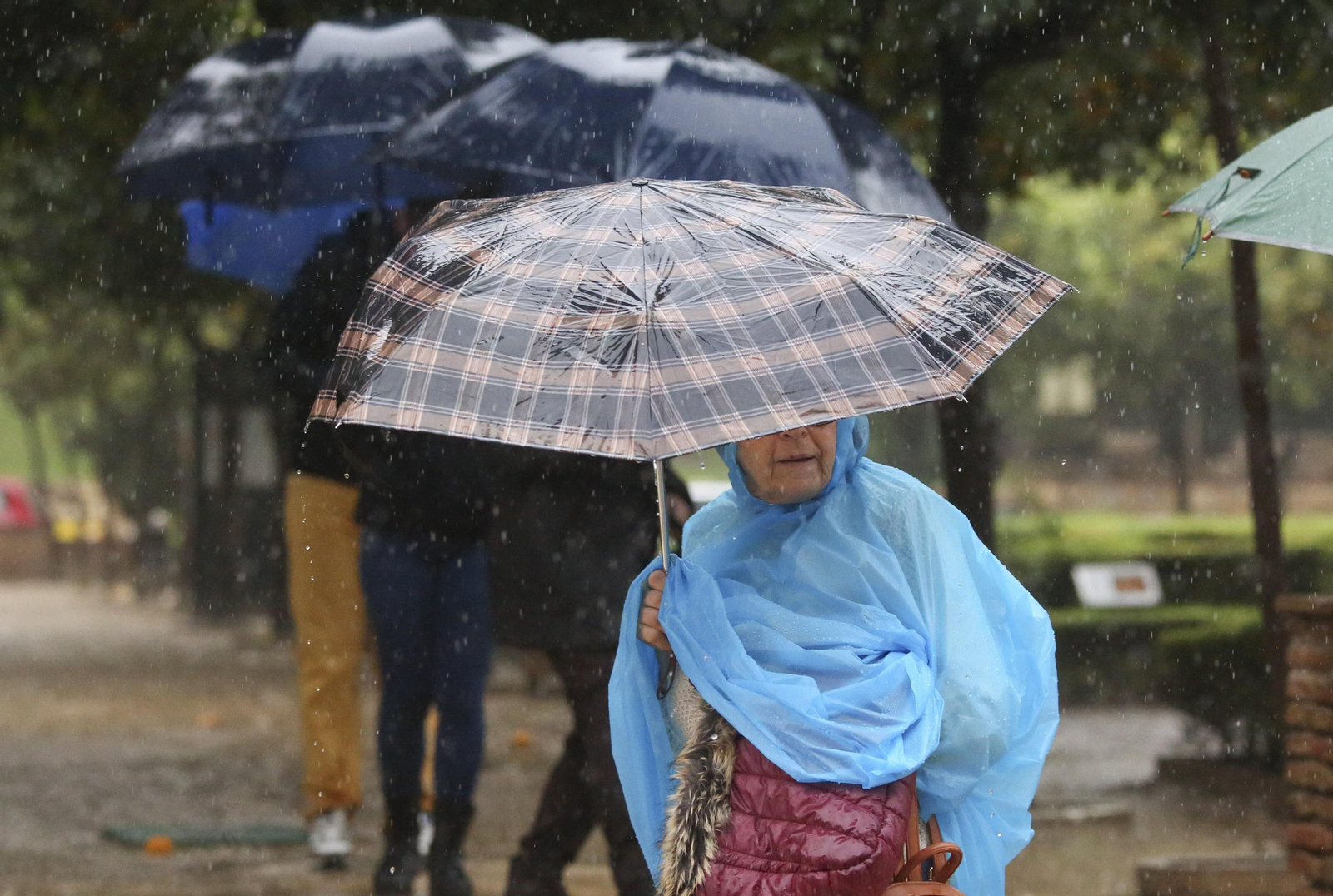 Las estampas que está dejando la lluvia en Málaga