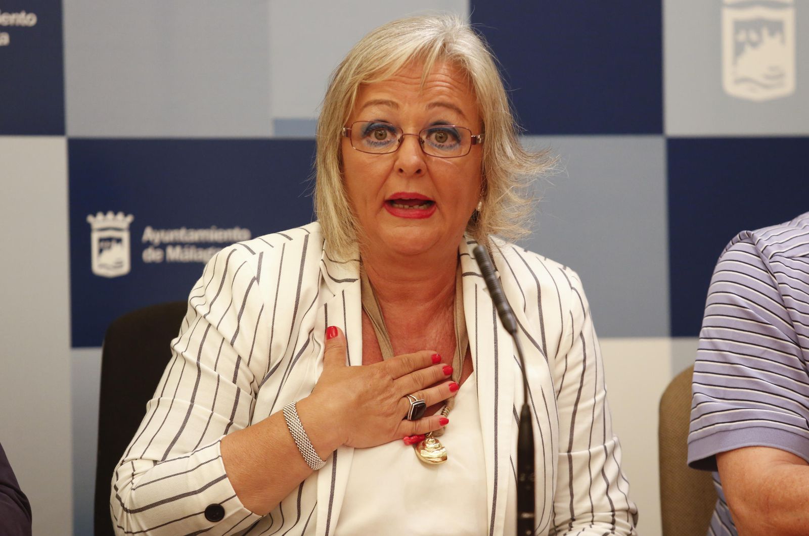 "Me puse el mono de Operativos y me pondré la chamarreta de limasera"