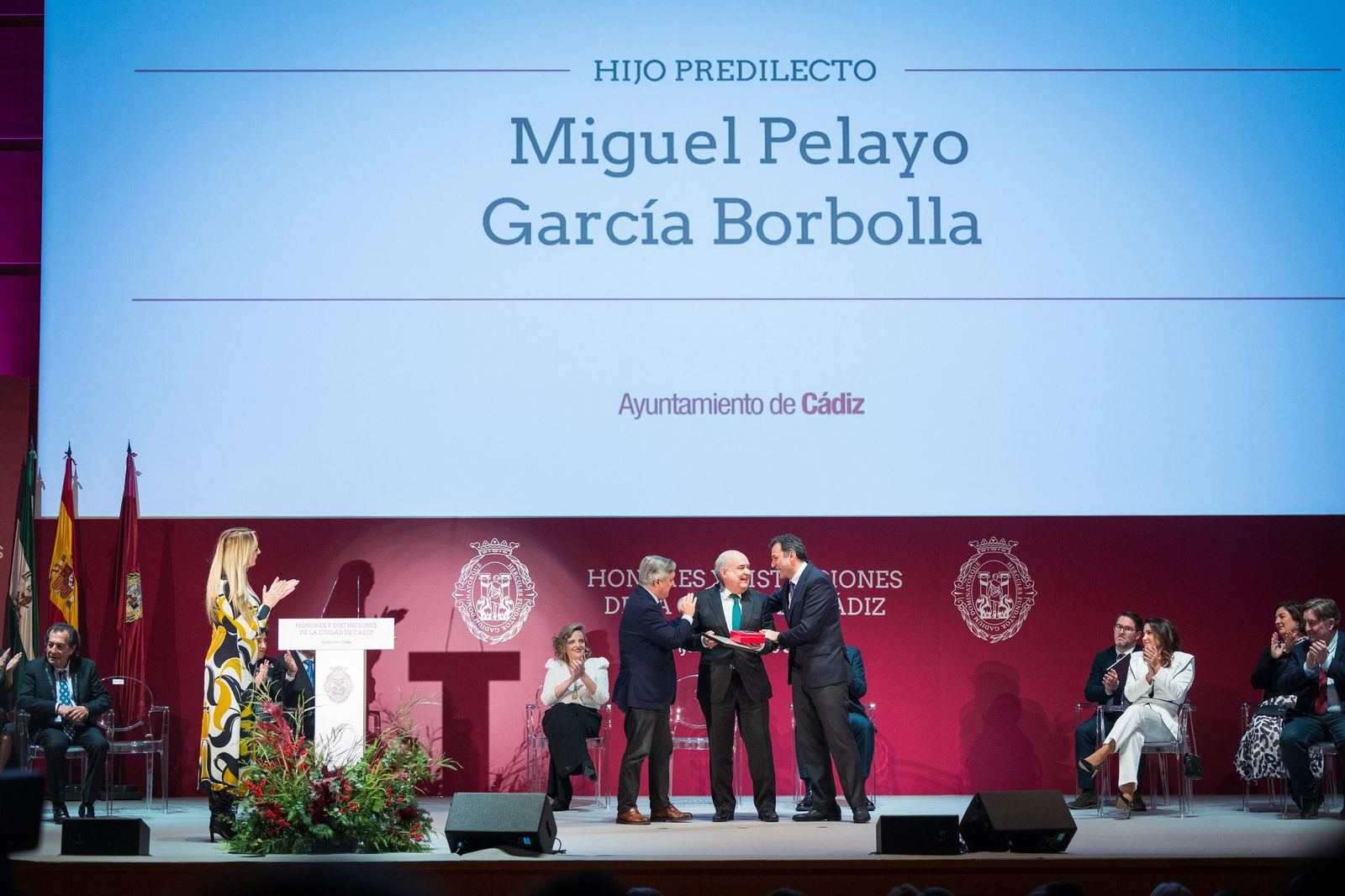 Las imágenes de la entrega de Honores y Distinciones de la Ciudad de Cádiz 2024