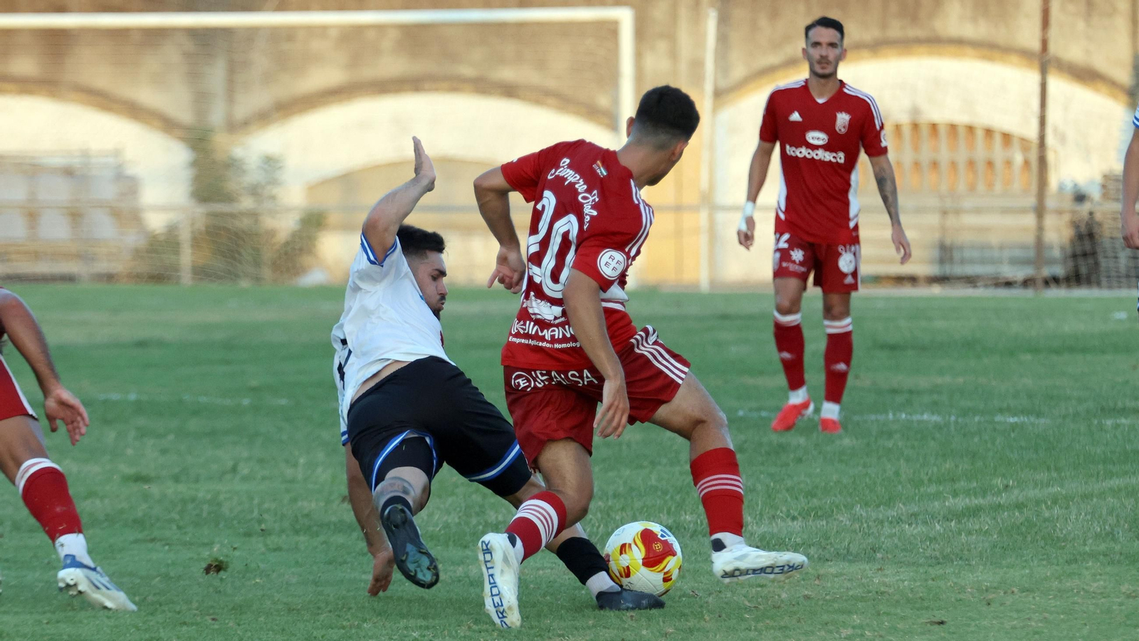 Imágenes del Trofeo Pedro Garrido entre el Jerez Industrial y el Xerez CD