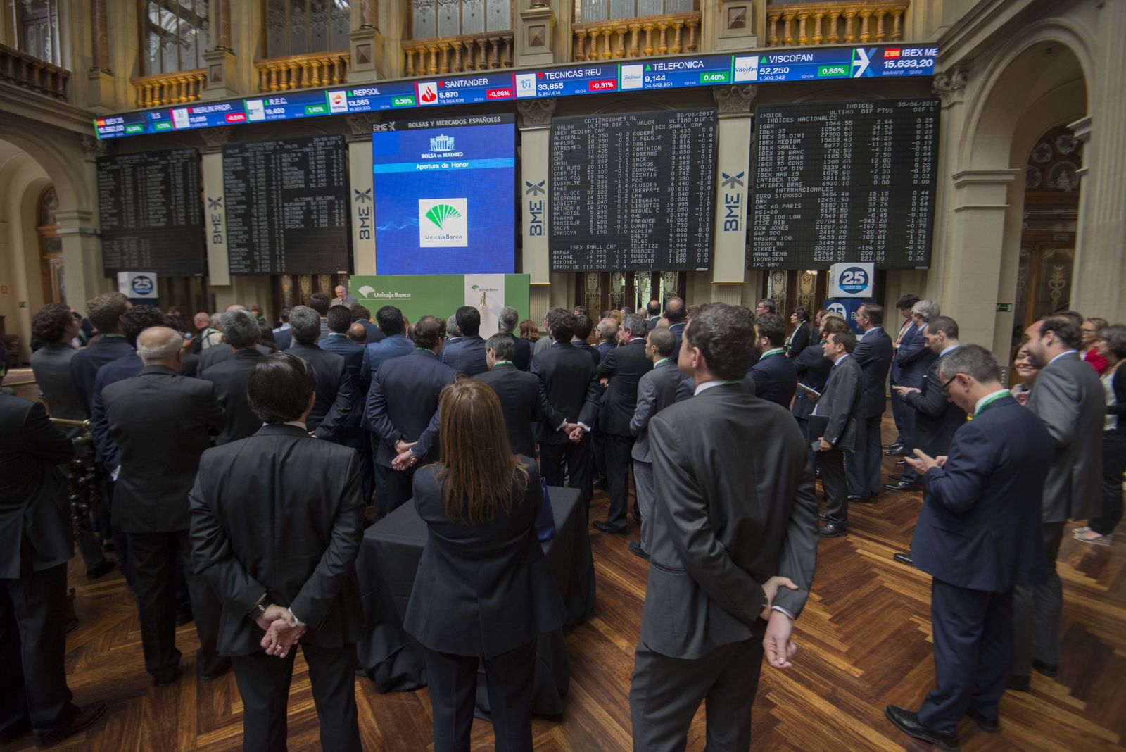 La salida a Bolsa de Unicaja Banco en imágenes