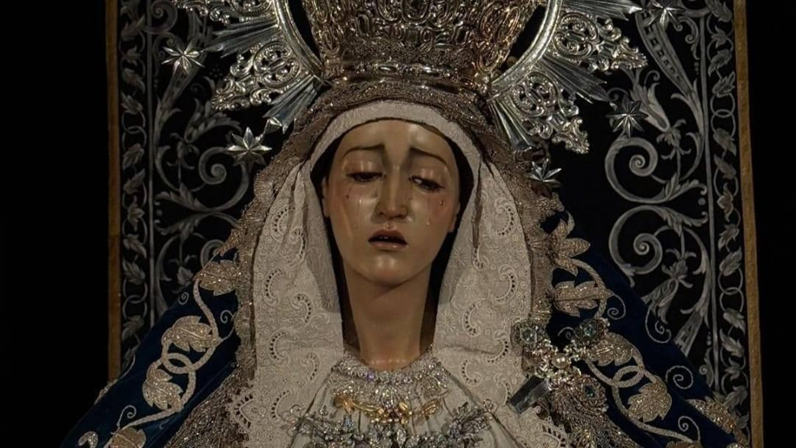 Fotogalería: Devoto Besamanos y Besapiés de la Hermandad de la Concepción y la Hermandad de la Aurora 2025