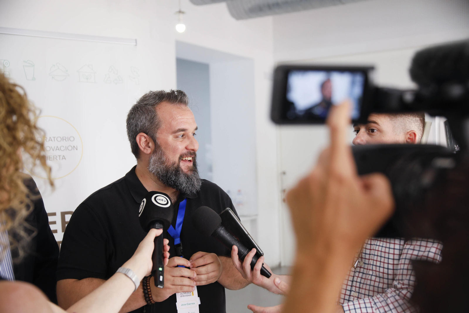 LAB de Innovación Abierta ‘Almería Residuo Cero: la economía circular para transformar la ciudad’, en imágenes