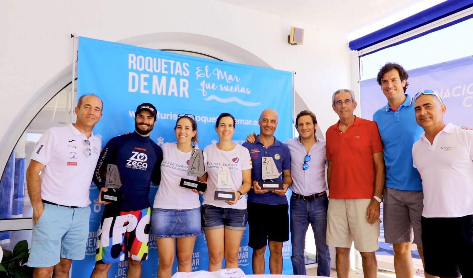 Foto de familia de los vencedores.