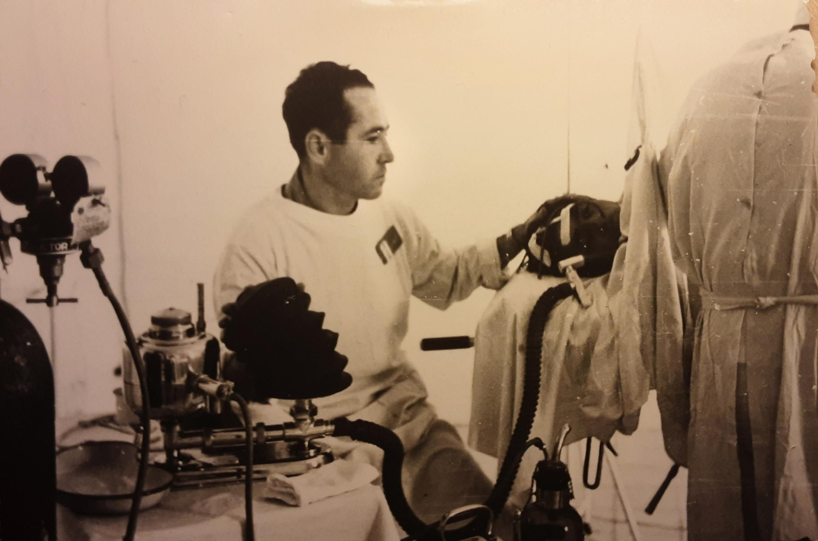 Foto en el hospital de El Aaiún. En el quirófano del hospital.