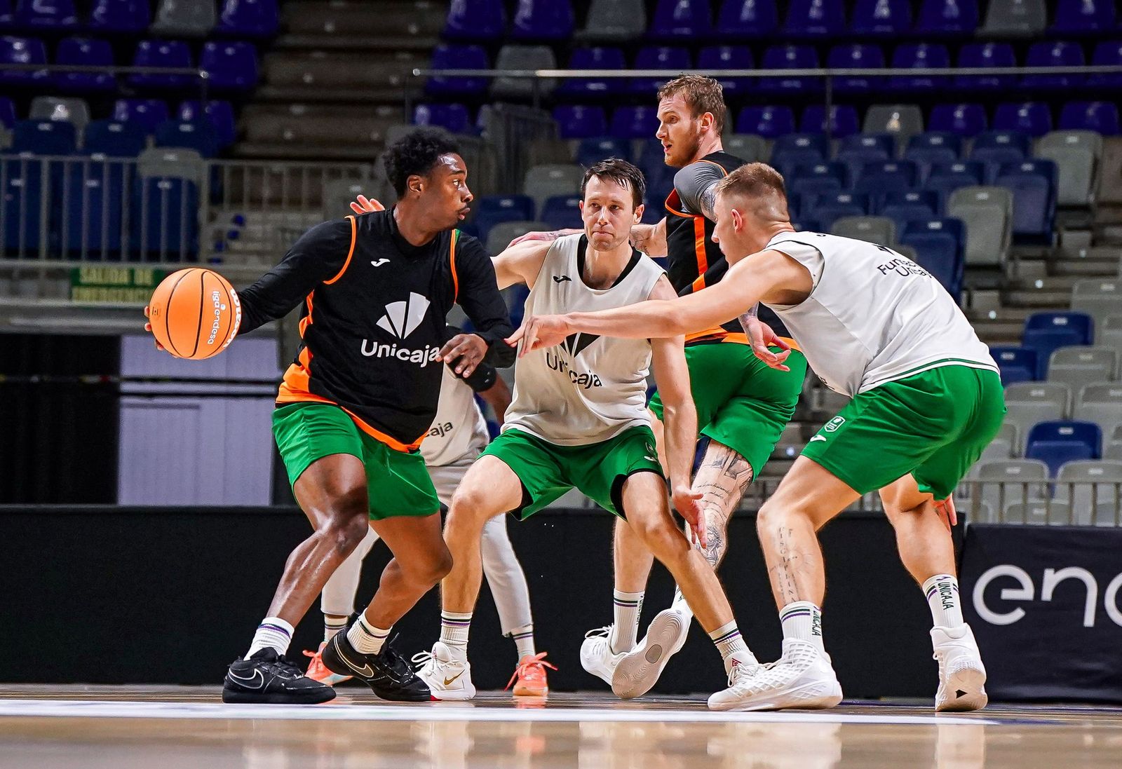 El Unicaja trabaja en el Carpena con semana larga antes de ir a Valencia