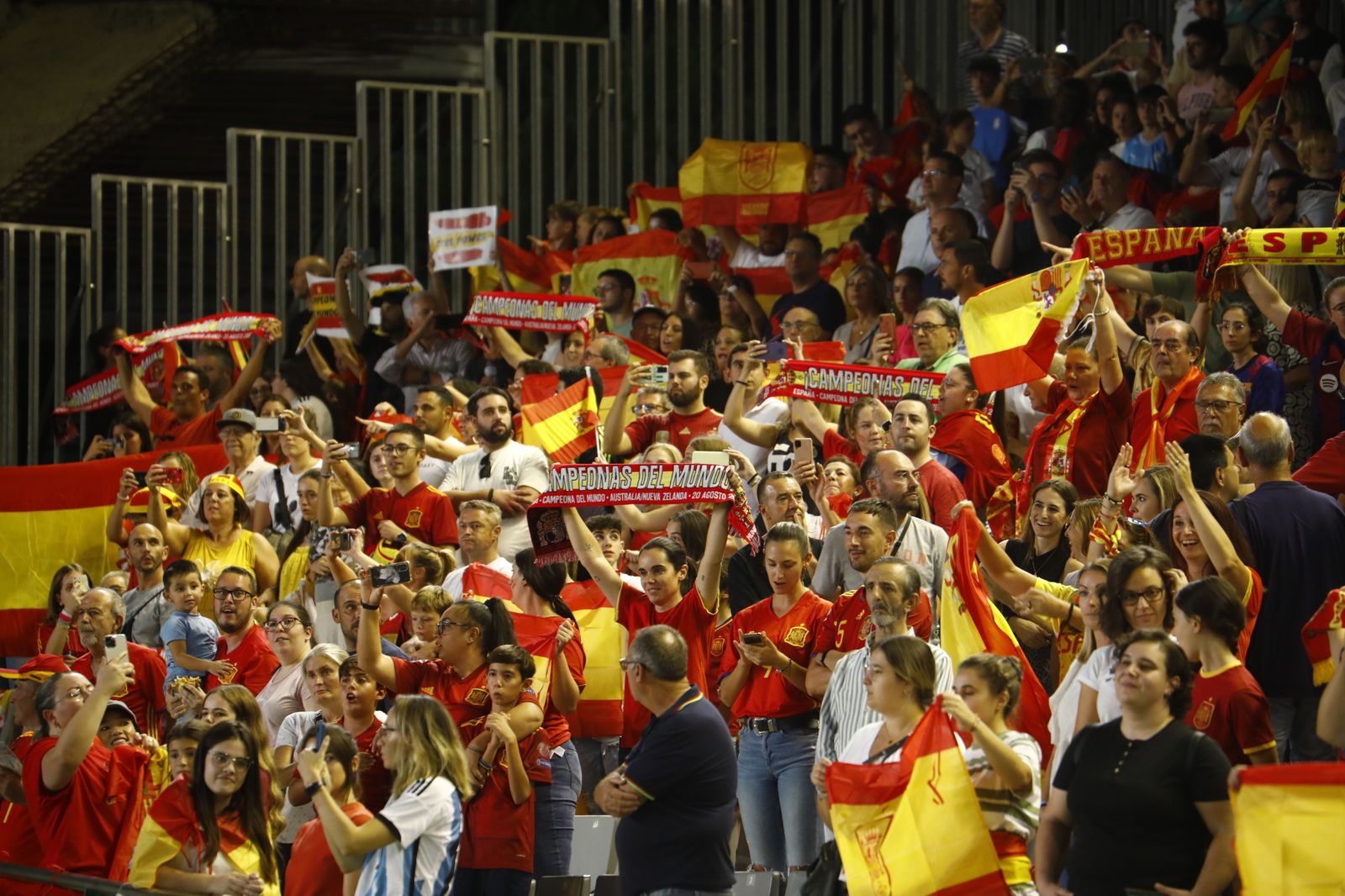 Las mejores fotos de la victoria de España ante Suiza en El Arcángel de Córdoba