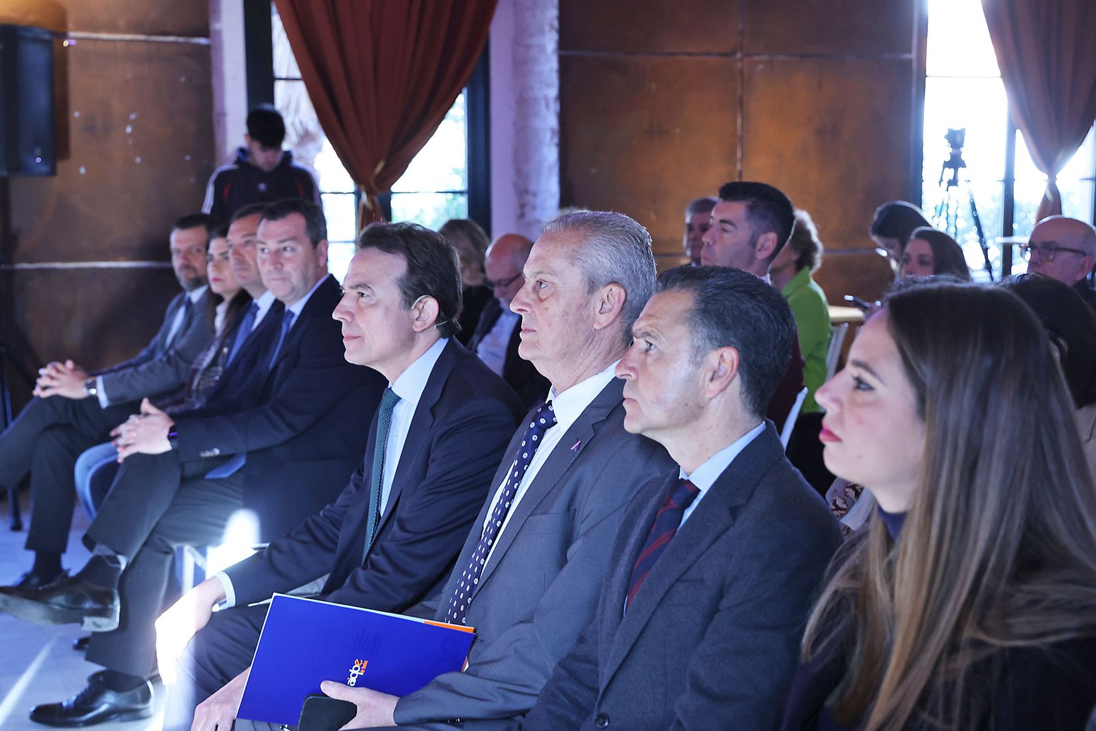 Imágenes de los invitados al Foro Gerardo Rojas