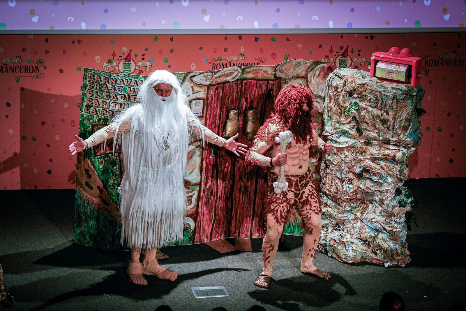 Carnaval en San Fernando: gran ambiente en el Concurso de Romanceros