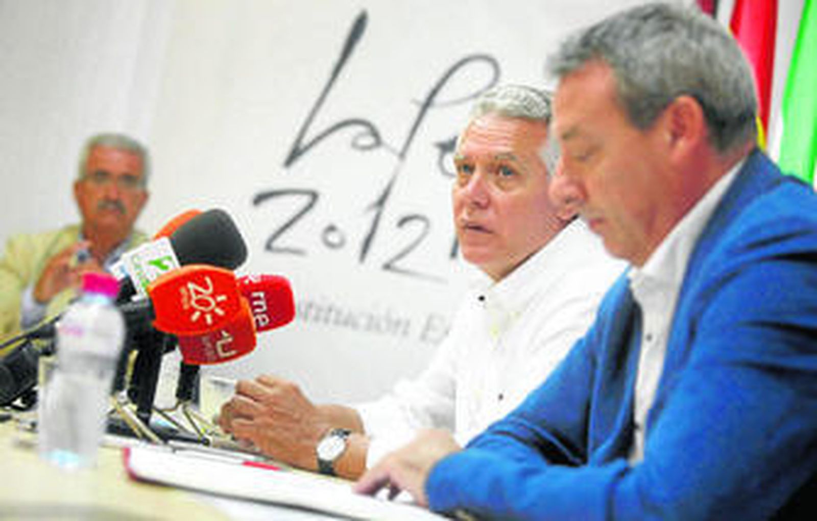 Francisco Menacho y Francisco Álvarez de la Chica, en la rueda de prensa de ayer.