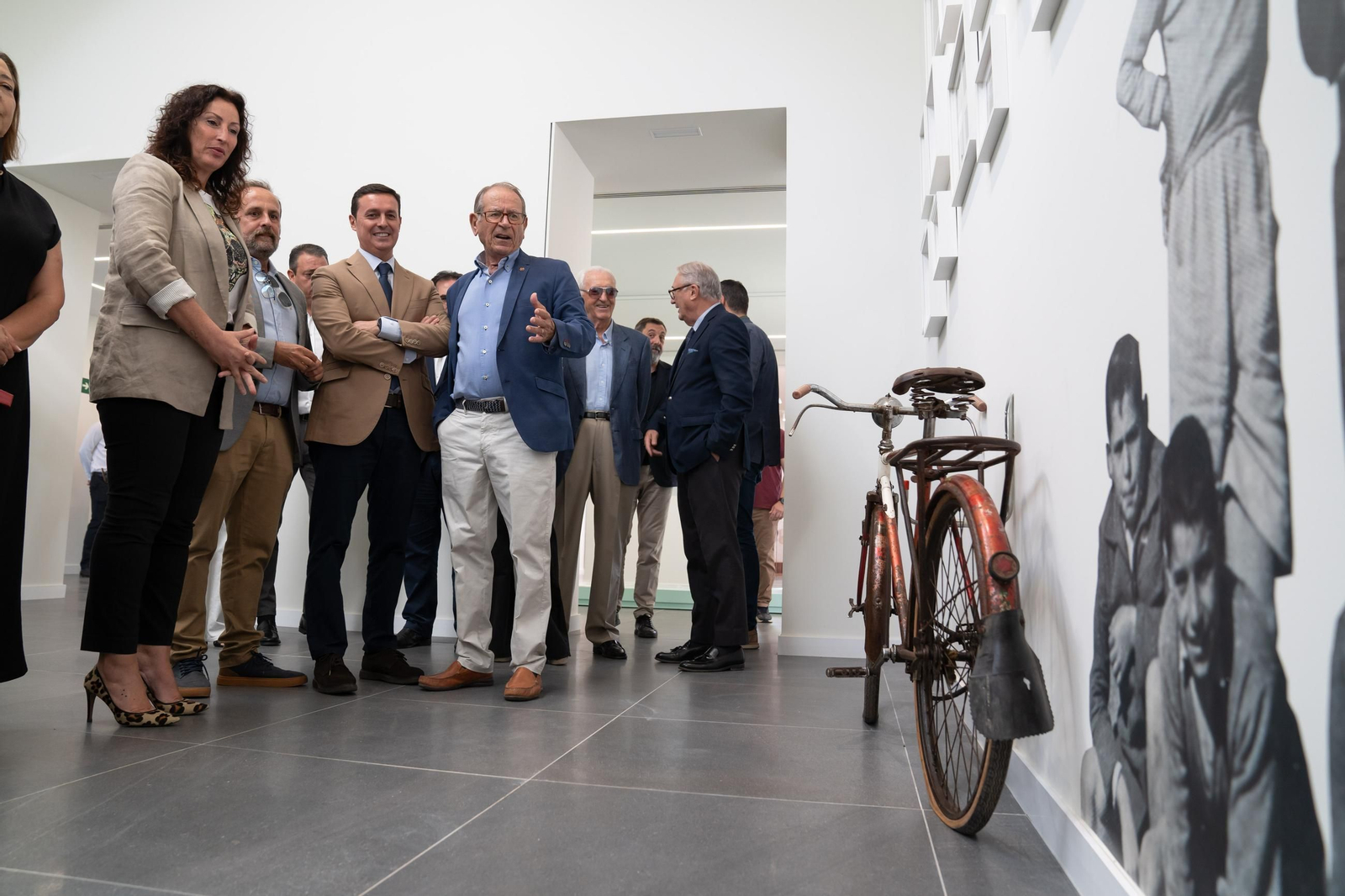 El presidente de la Diputación visitando el ecomuseo de La Vega. El presidente de la Diputación visitando el ecomuseo de La Vega.
