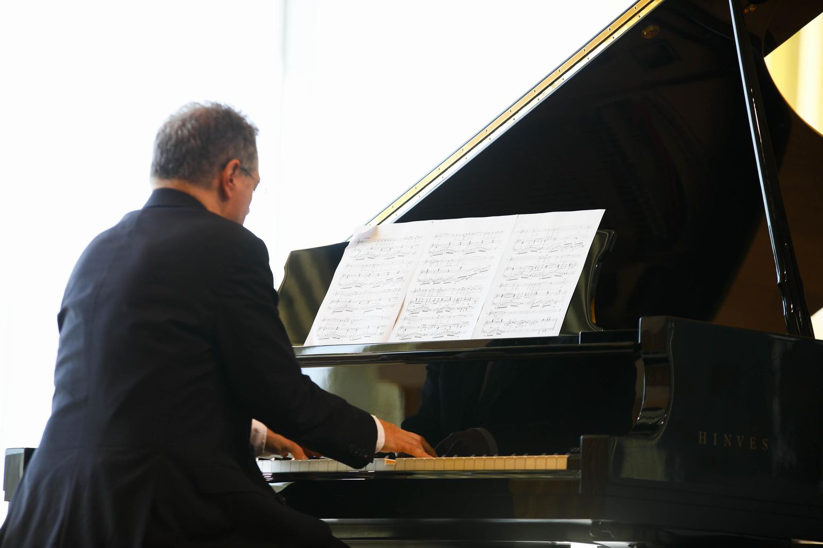 Imágenes del concierto de ópera y zarzuela de la OCAL en el auditorio de Cajamar en el PITA