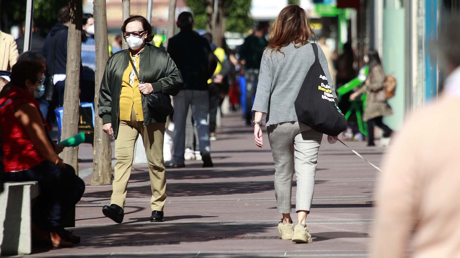 El comercio no esencial y la hostelería vuelven abrir en Algeciras