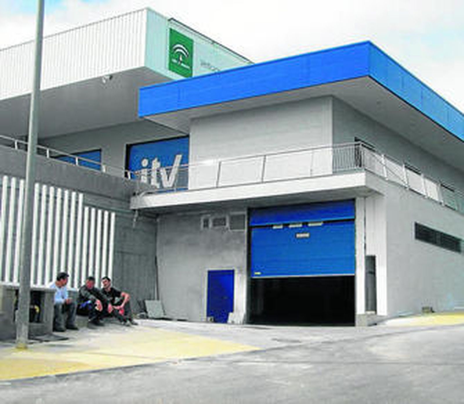 Las instalaciones de la ITV se ubican en el polígono industrial del distrito de San Pedro.