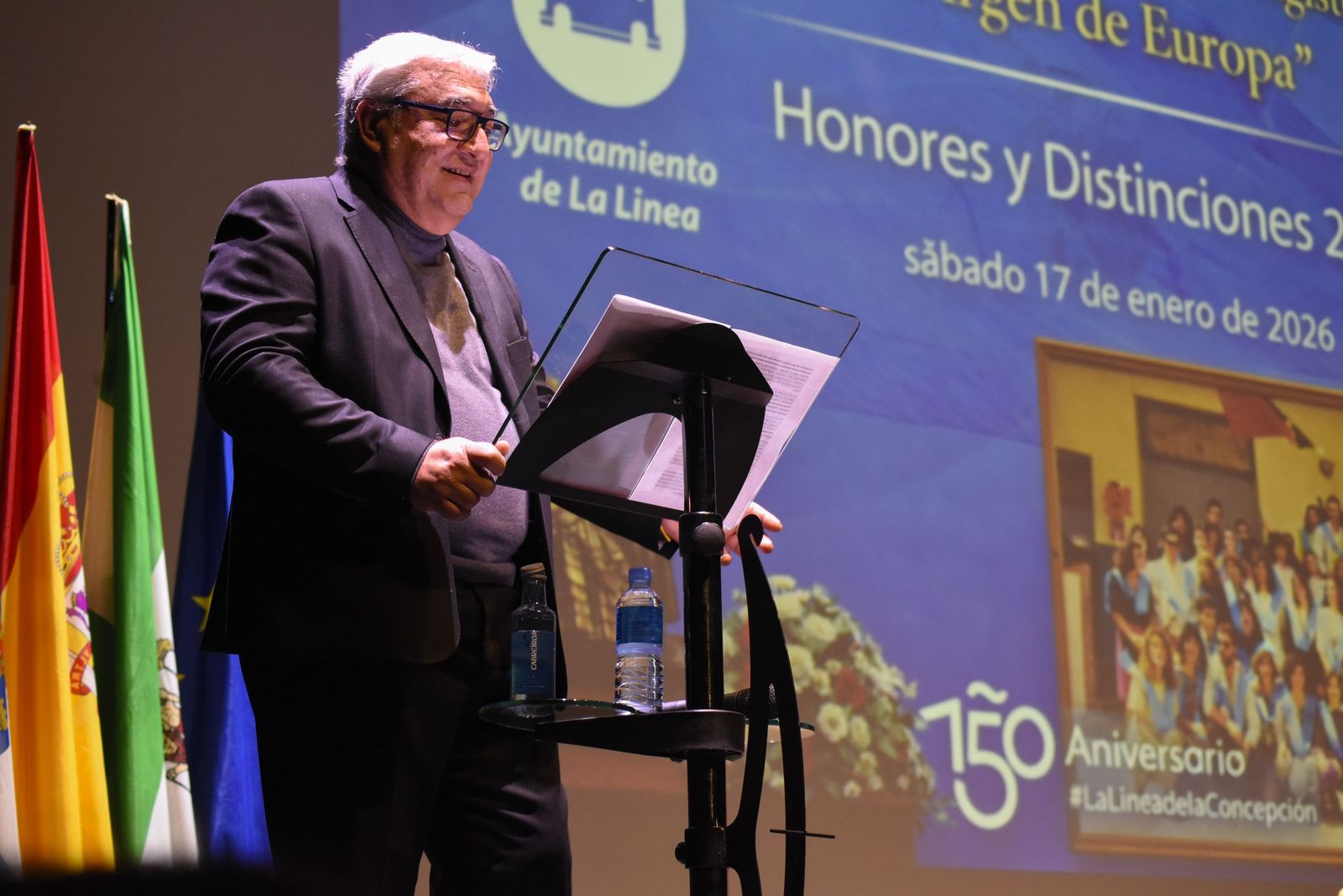 Fotos del Pleno extraordinario de entrega de honores y distinciones por el 156 aniversario de La Línea