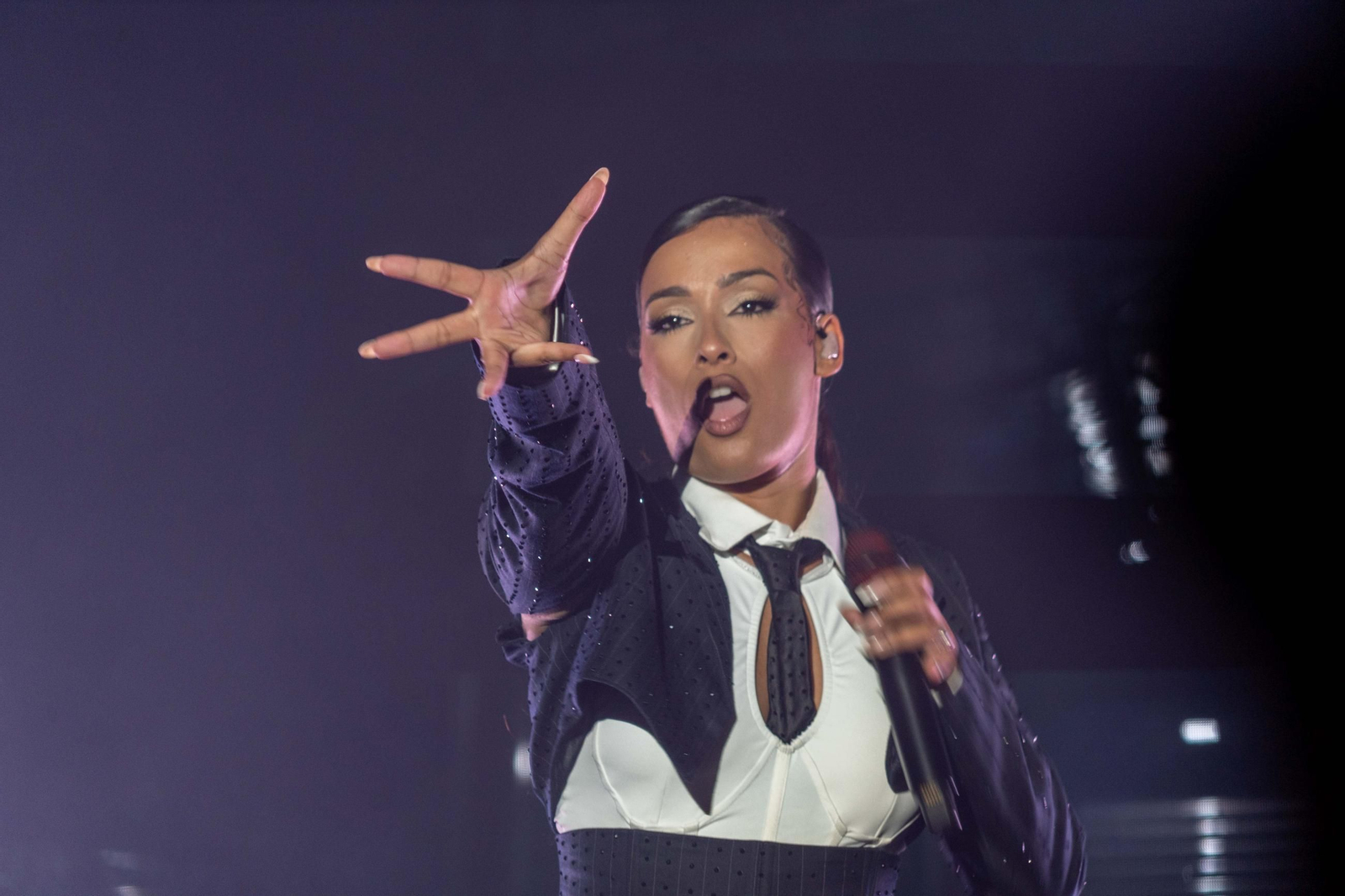 Colombinas 2025: Imágenes del concierto de Chanel en las Fiestas Colombinas