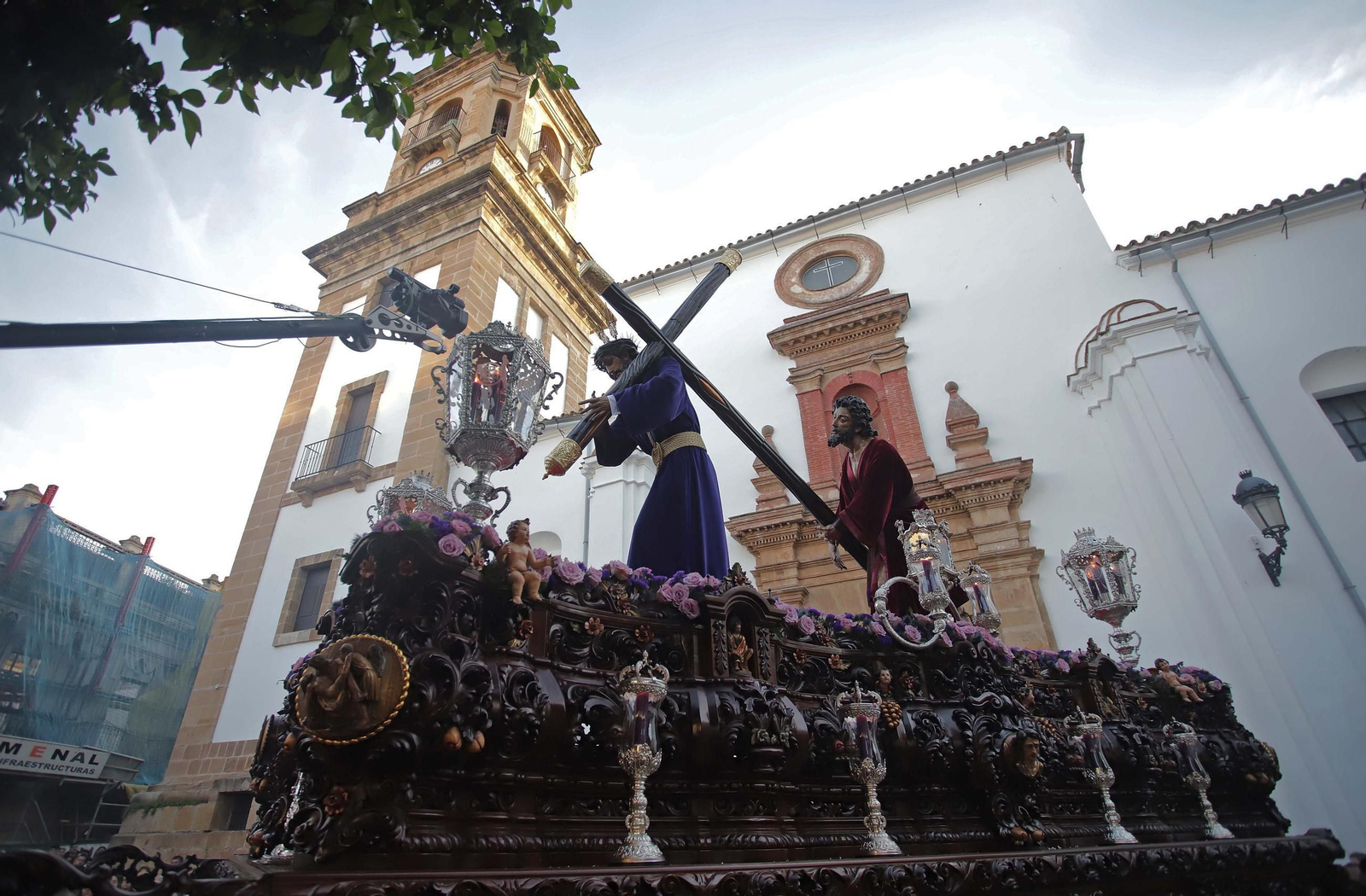 Fotos del Jueves Santo en Algeciras: Tres Caídas y Nazareno