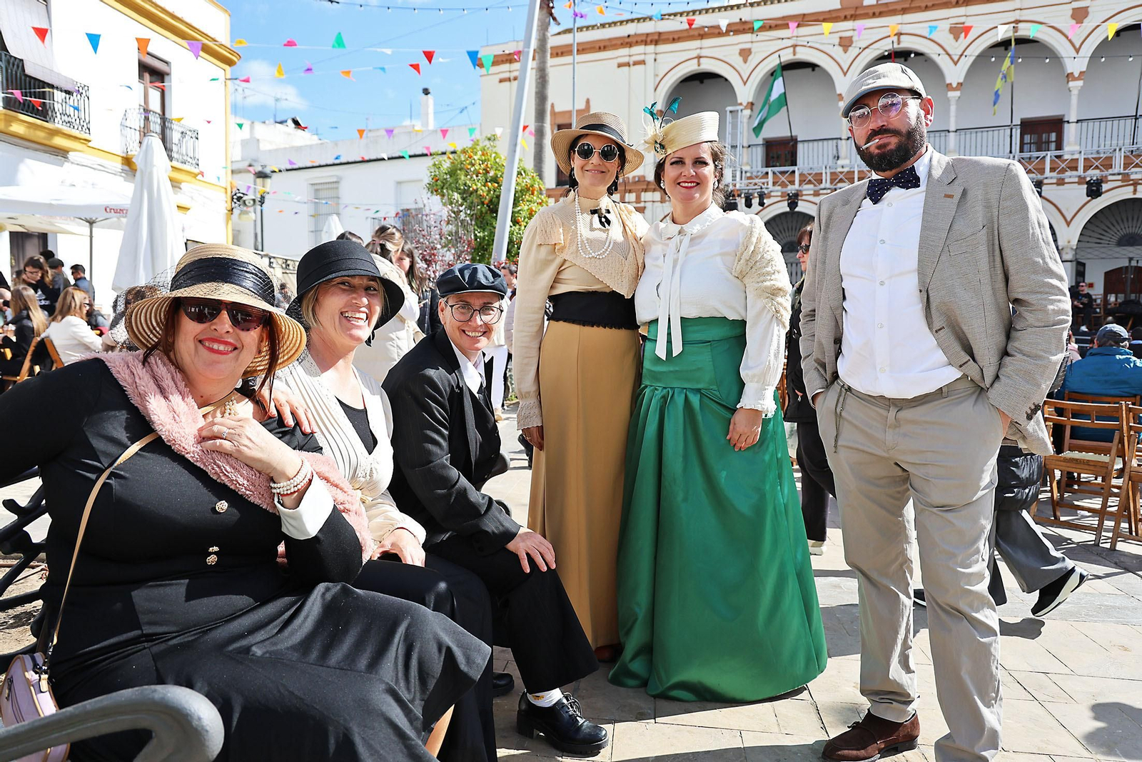 Imágenes del ambiente en la Feria de Época 1900 de Moguer