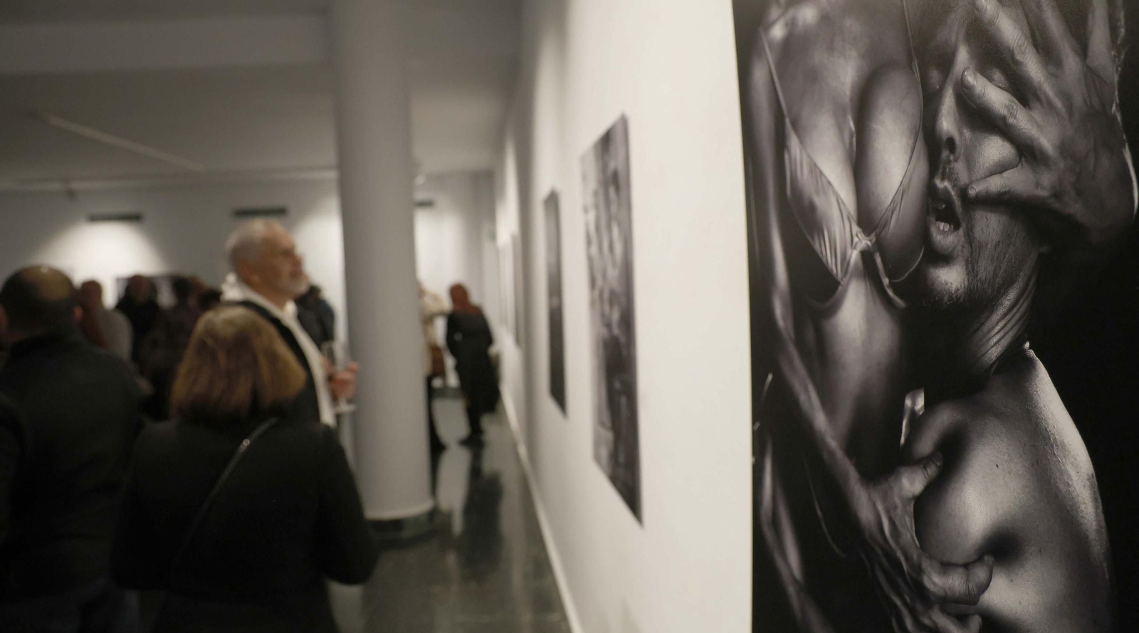 Fotos de la inauguración de Sex-upone en La Línea