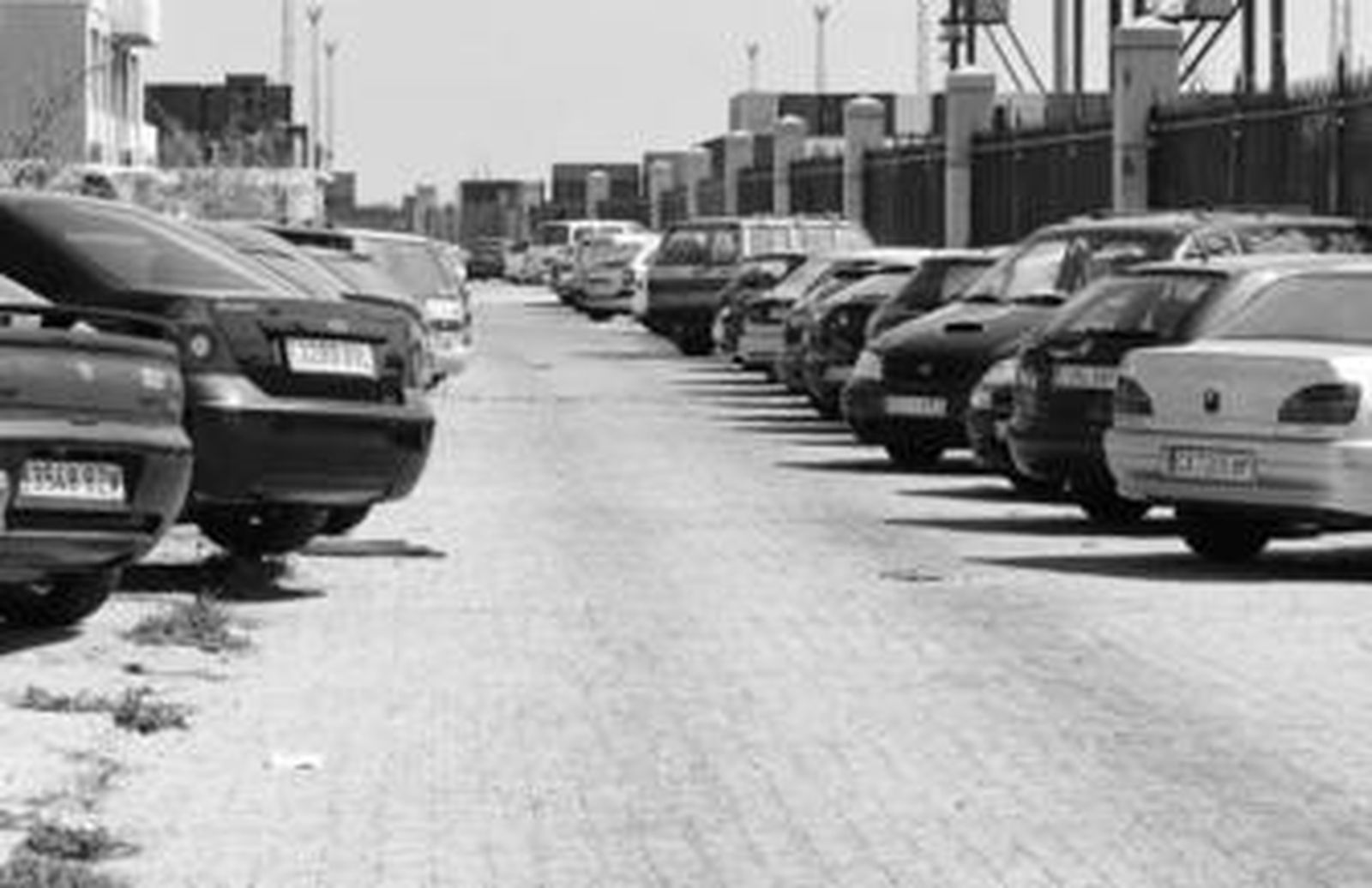 La avenida del Descubrimiento se utiliza ahora como zona de aparcamiento.