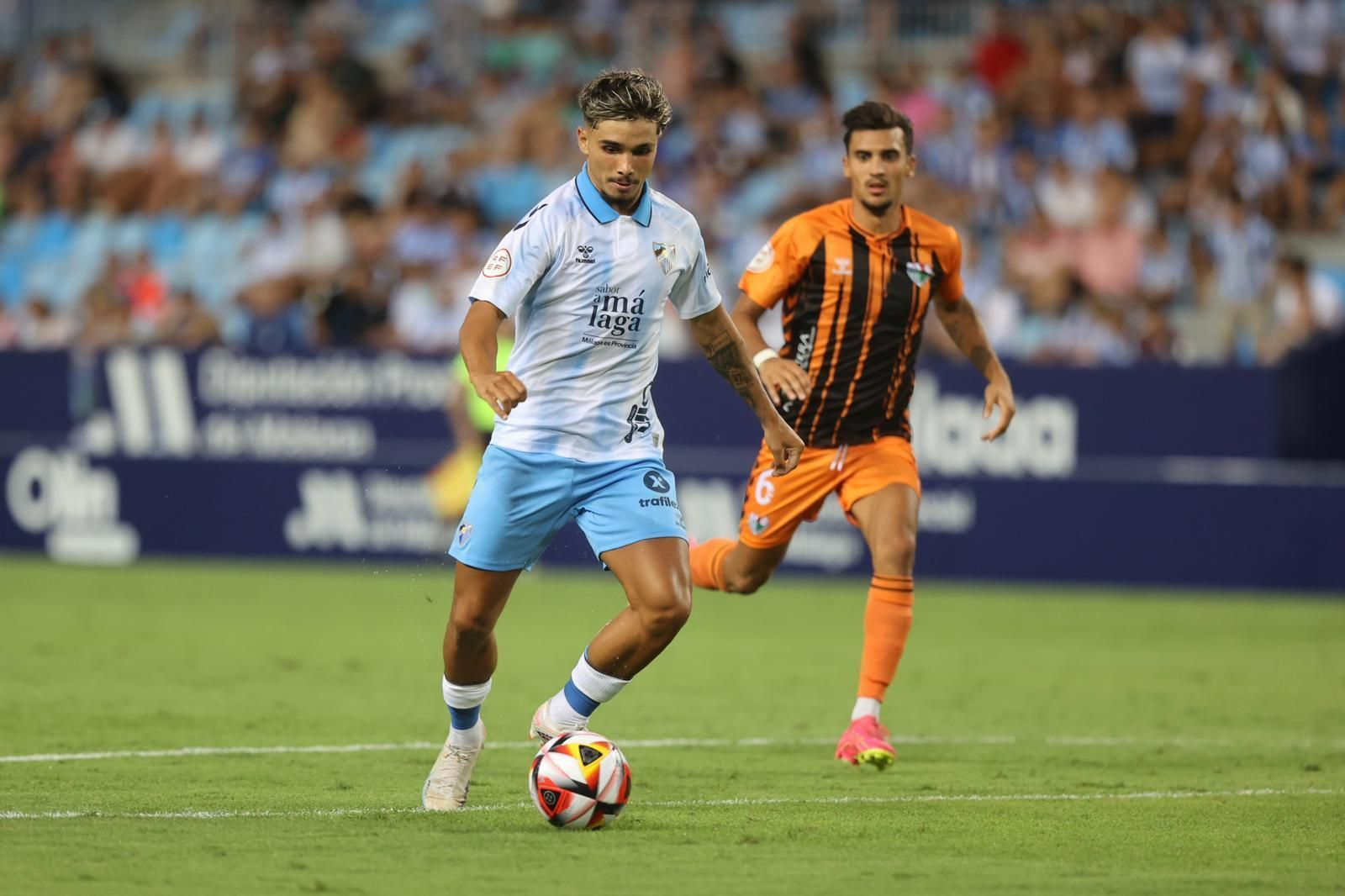 El Trofeo Costa del Sol, entre Málaga CF y Antequera, en imágenes