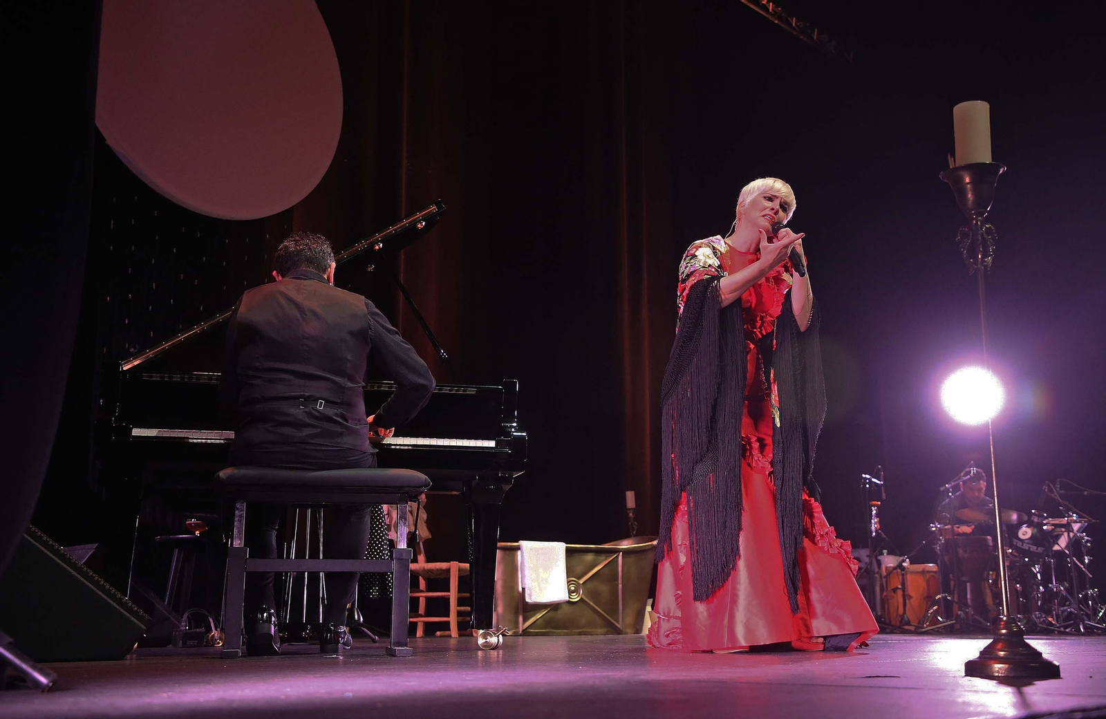 Fotos del concierto de Pasión Vega en La Línea