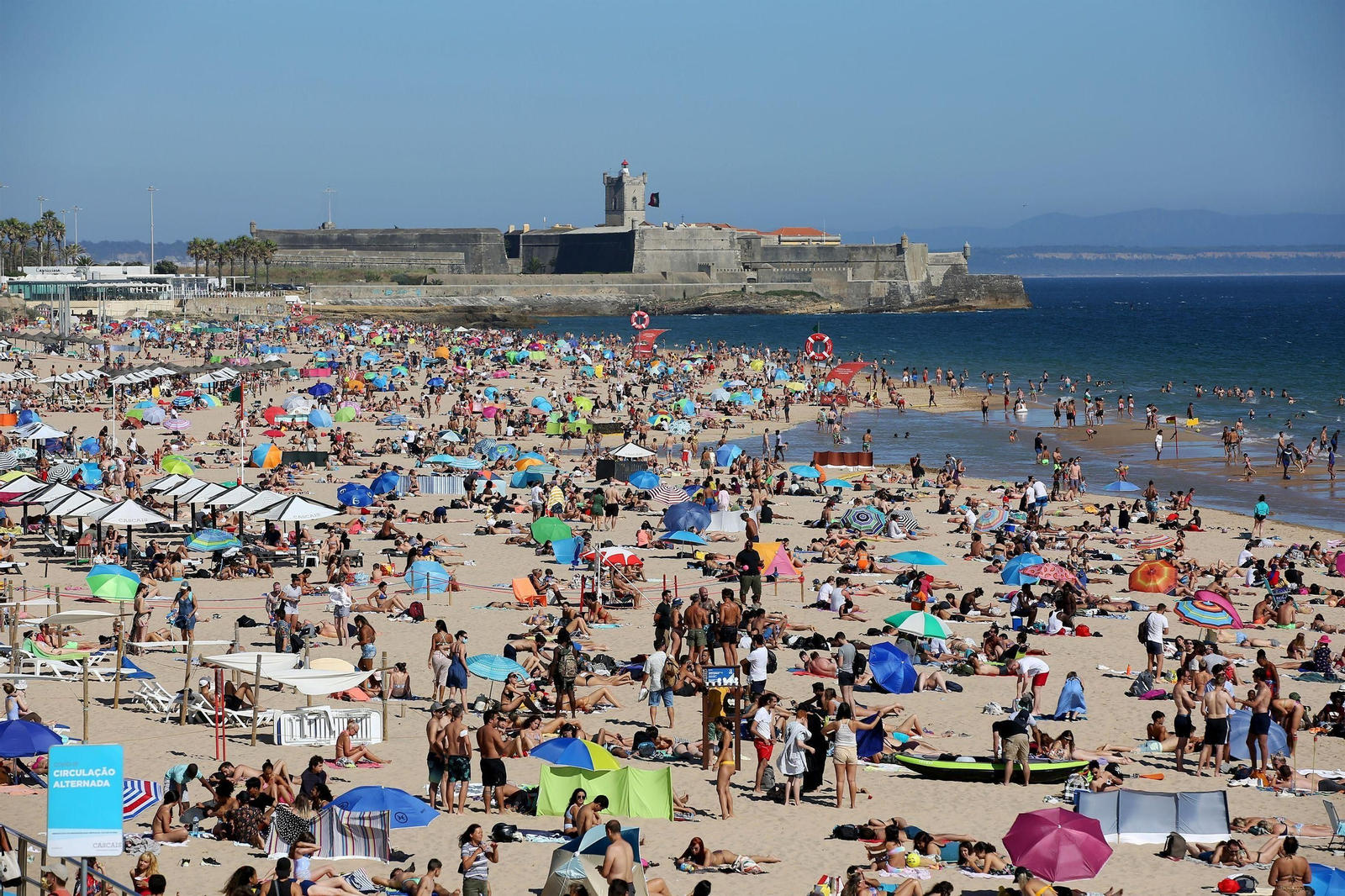 Playa de Carcavelos, en Portugal.