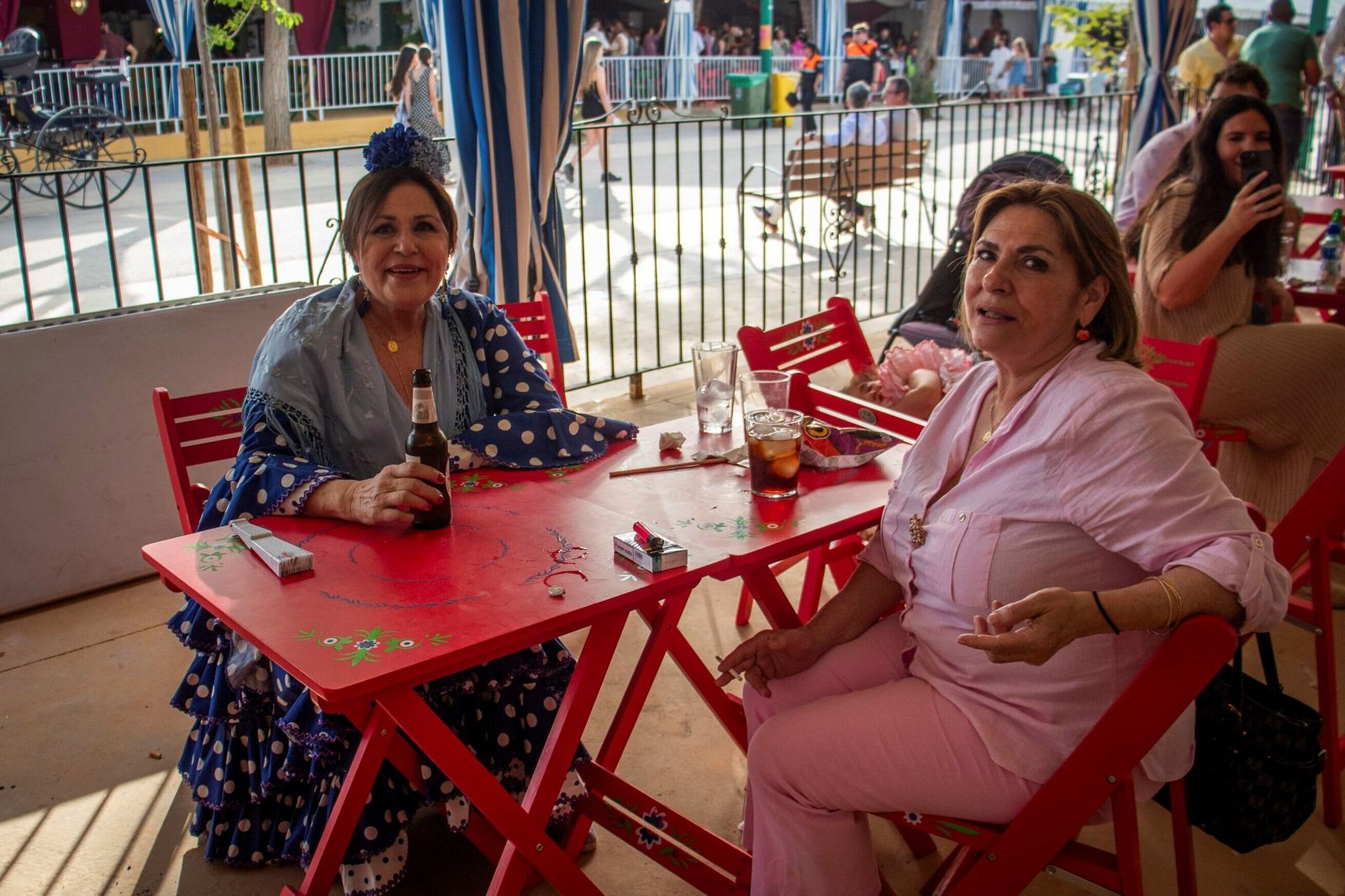 Granada vive un domingo de Corpus marcado por el buen tiempo.